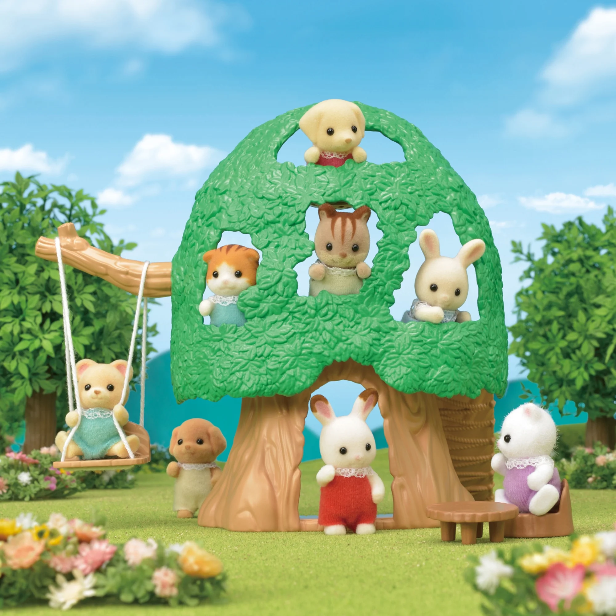 Calico Critters Baby Tree House, Dollhouse Playset with Figure