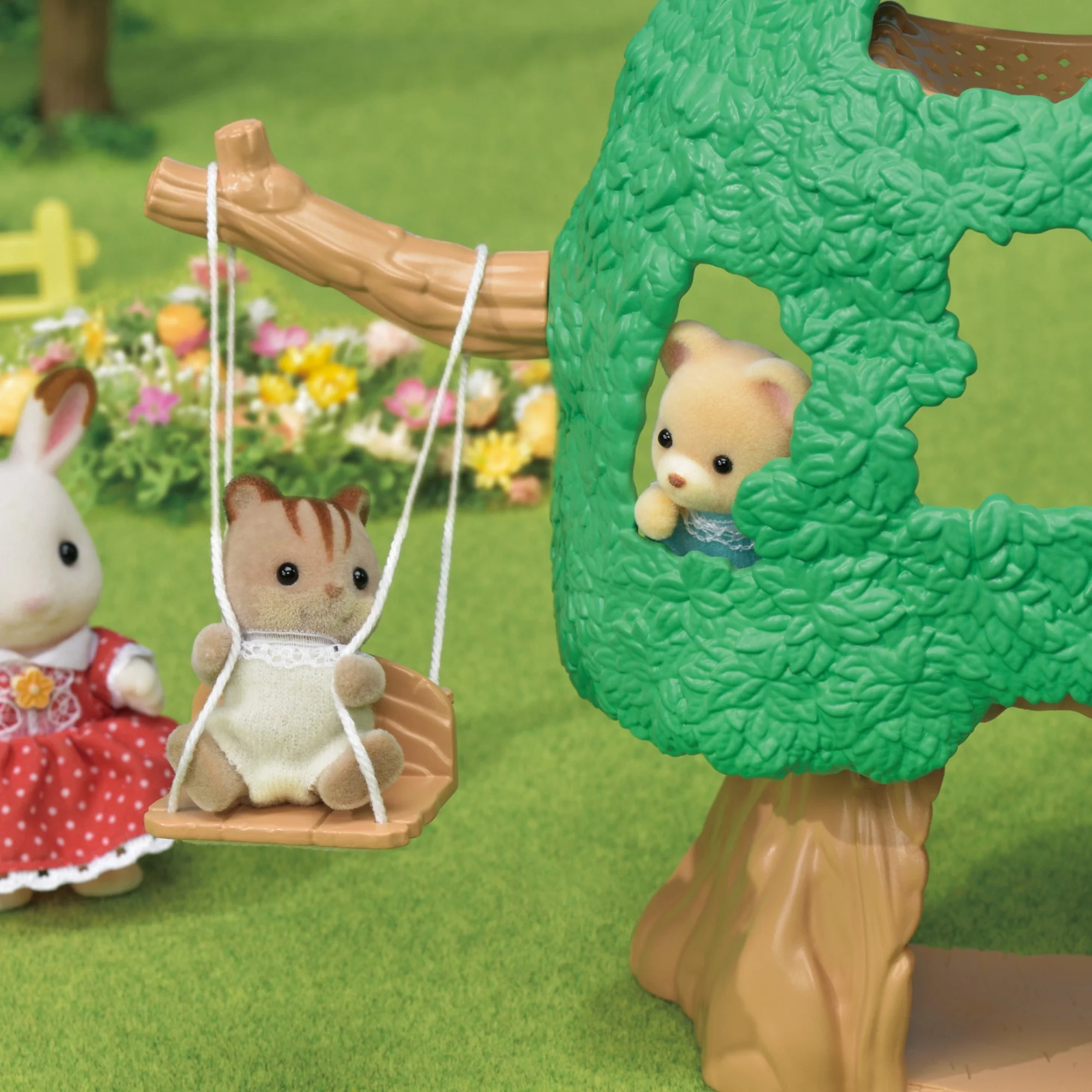 Calico Critters Baby Tree House, Dollhouse Playset with Figure