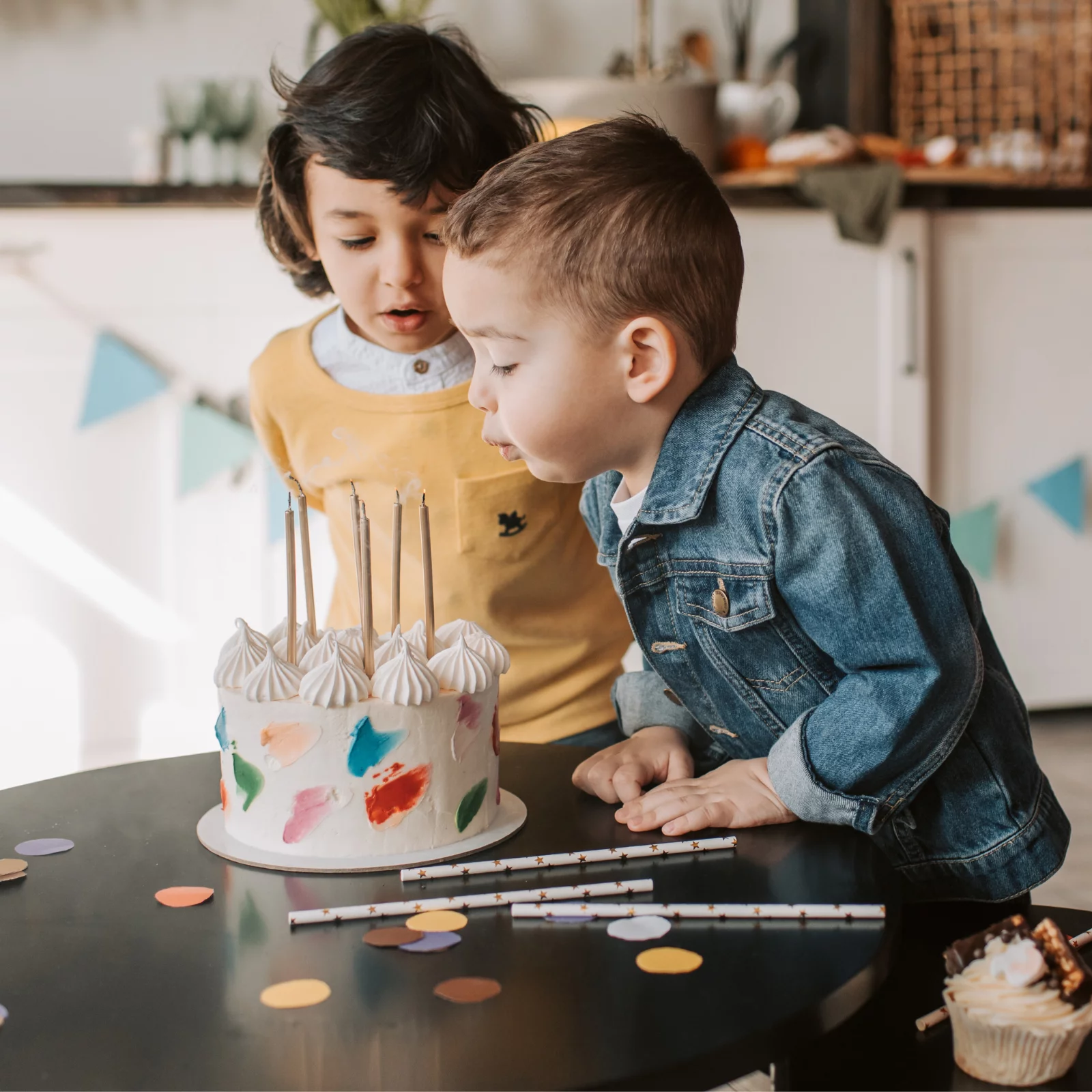 GreatWhip Whipped Cream Charger 2.2L Whip Cream Charger Cylinders 2.2L Tank (1 Cylinder)