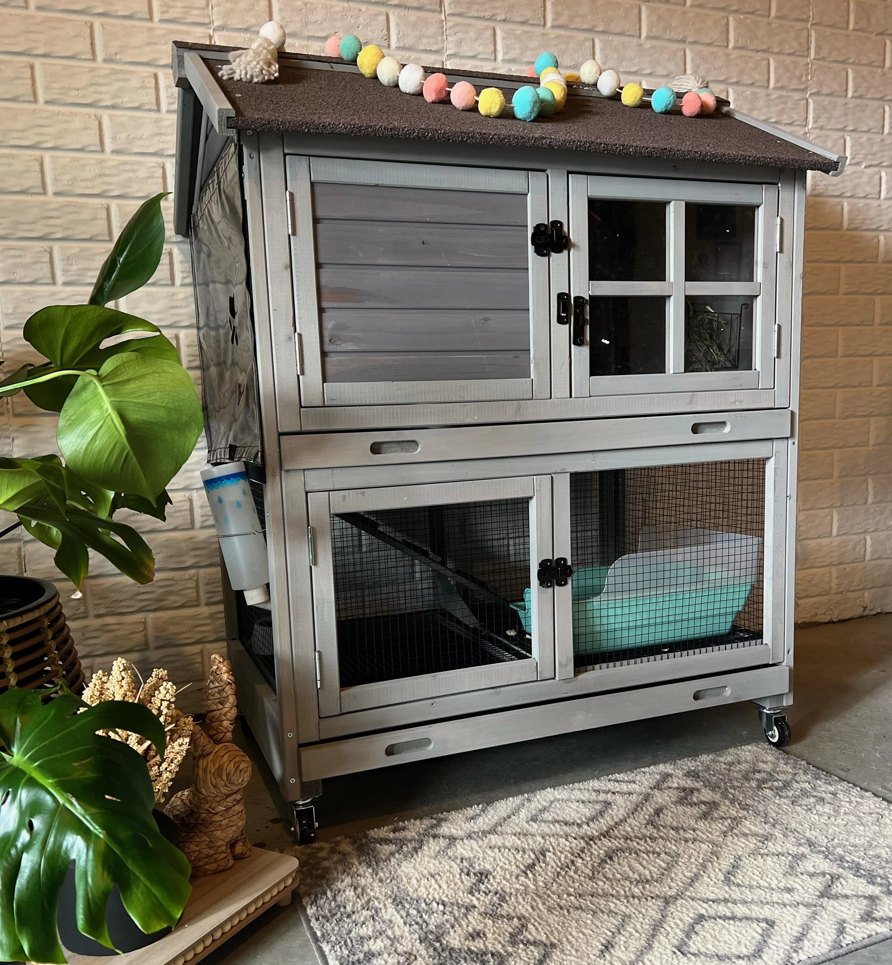 Morgete Outdoor Rabbit Hutch Bunny House with Wheels, Wooden Guinea Pig Cage for Small Animals