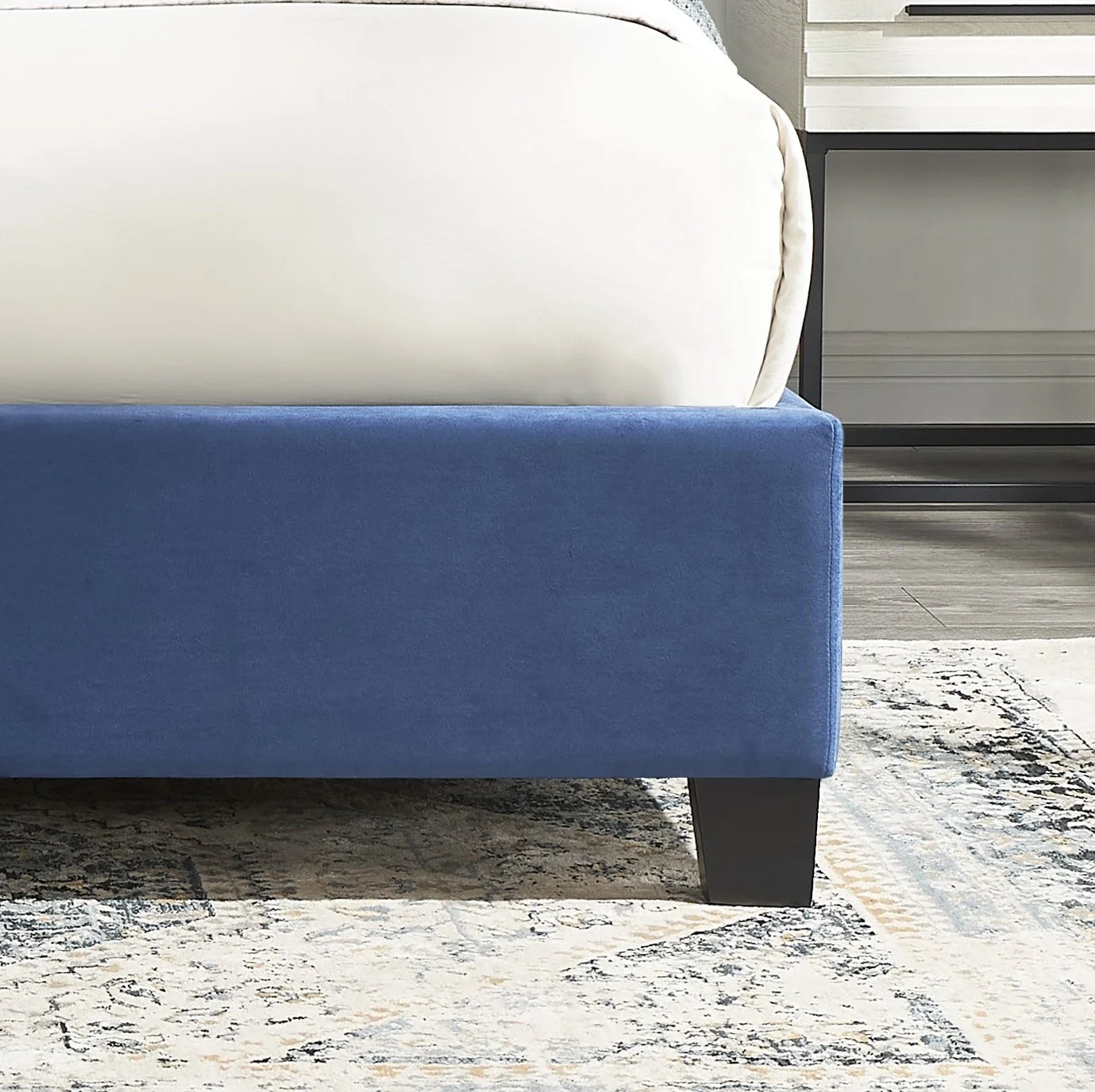 Roundhill Furniture Fentina 3-Piece Upholstered Bedroom Set, Tufted Wingback Bed with Two Gray Nightstands, King