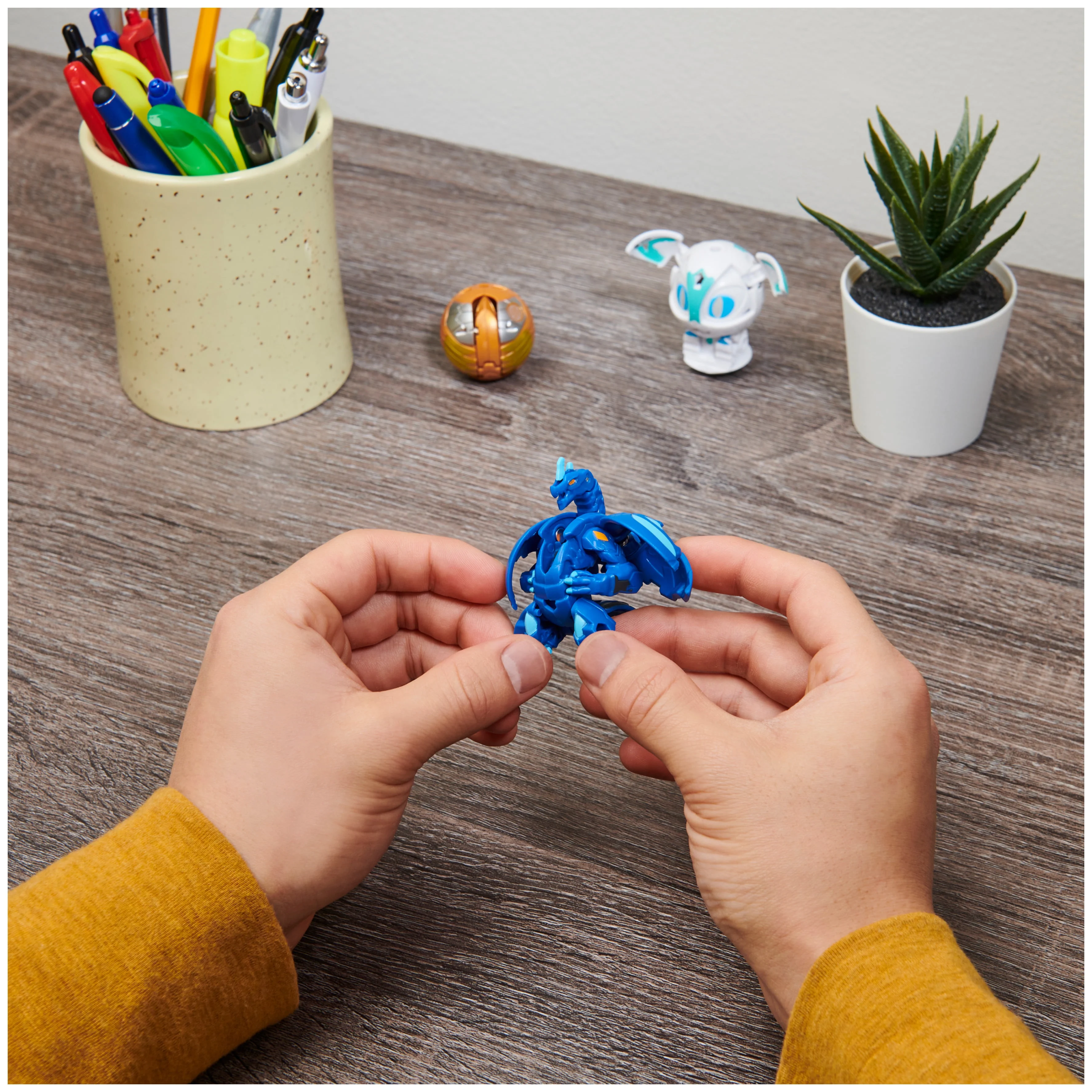 Bakugan Starter Pack 3-Pack, Diamond Dragonoid Ultra, Geogan Rising Collectible Action Figures