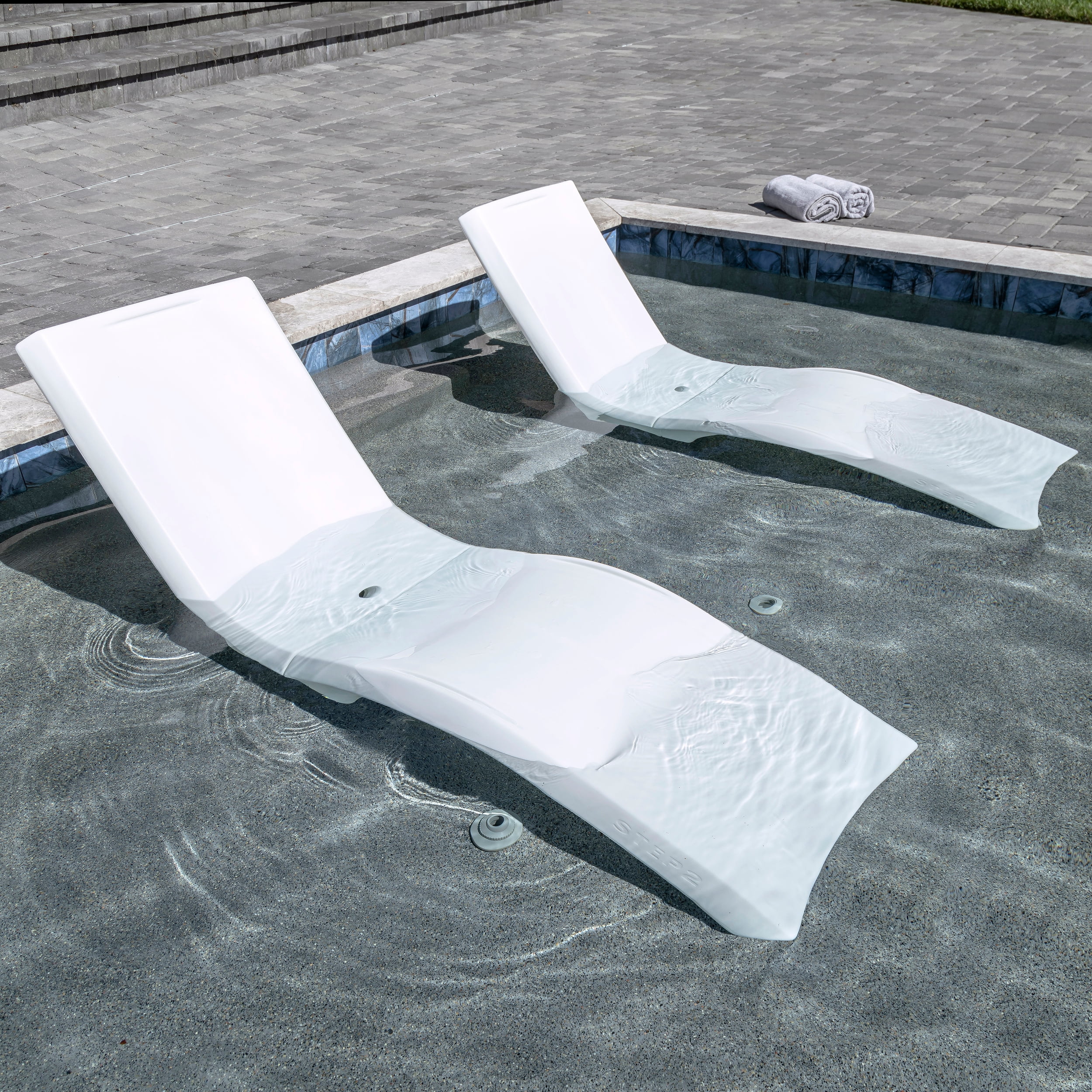 Step2 Vero Pool Lounger – White – Pool Lounge Chair – Sleek, Durable Outdoor Chaise Lounger – Use In Pool Tanning Ledge, Sun Shelf, Baja Shelf or Outside on the Pool Deck