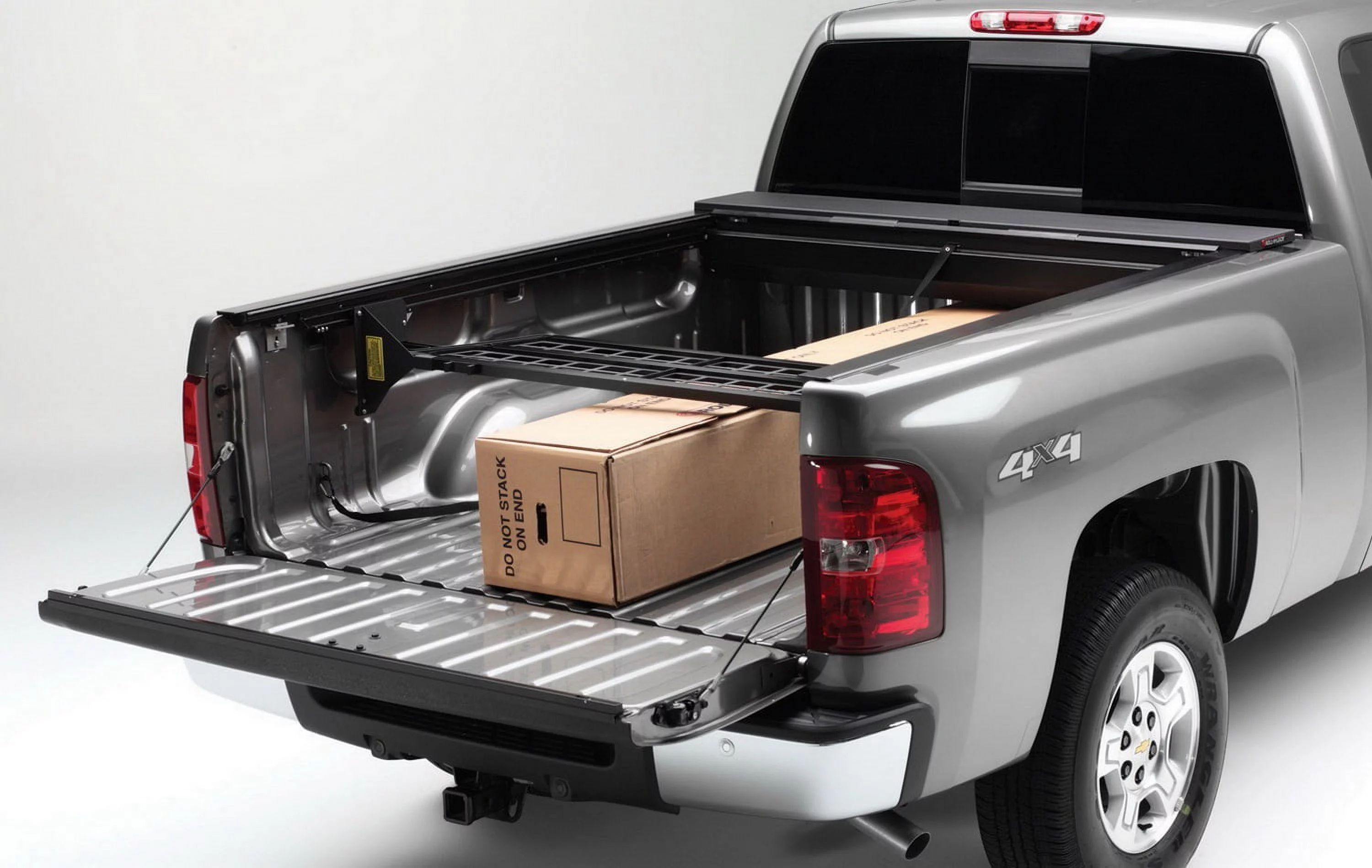 Roll-N-Lock by RealTruck CM570 Cargo Manager Rolling Truck Bed Divider; Compatible with Select 2007-2021 Toyota Tundra