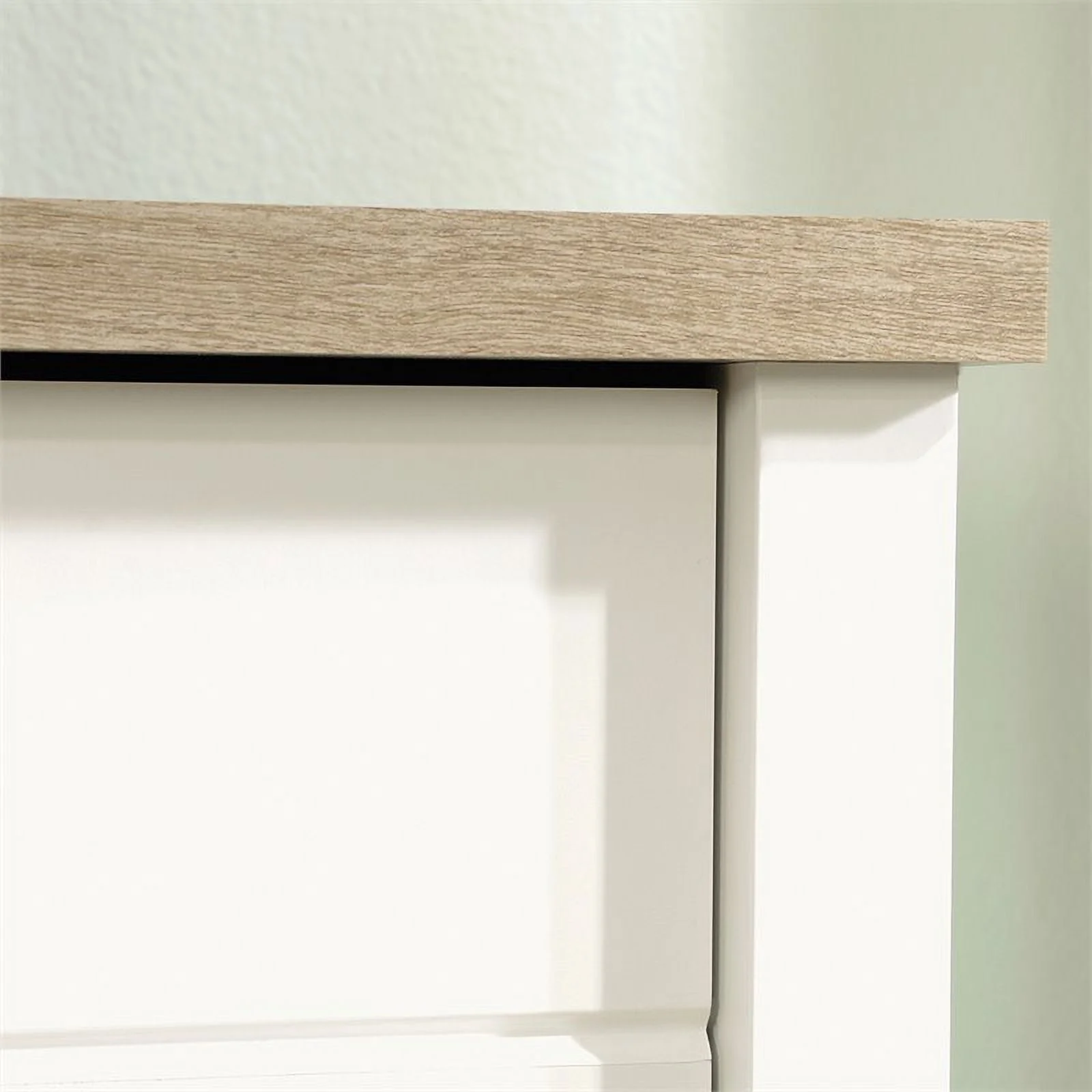 3 Piece Bedroom Set with Dresser Chest and Nightstand in Soft White