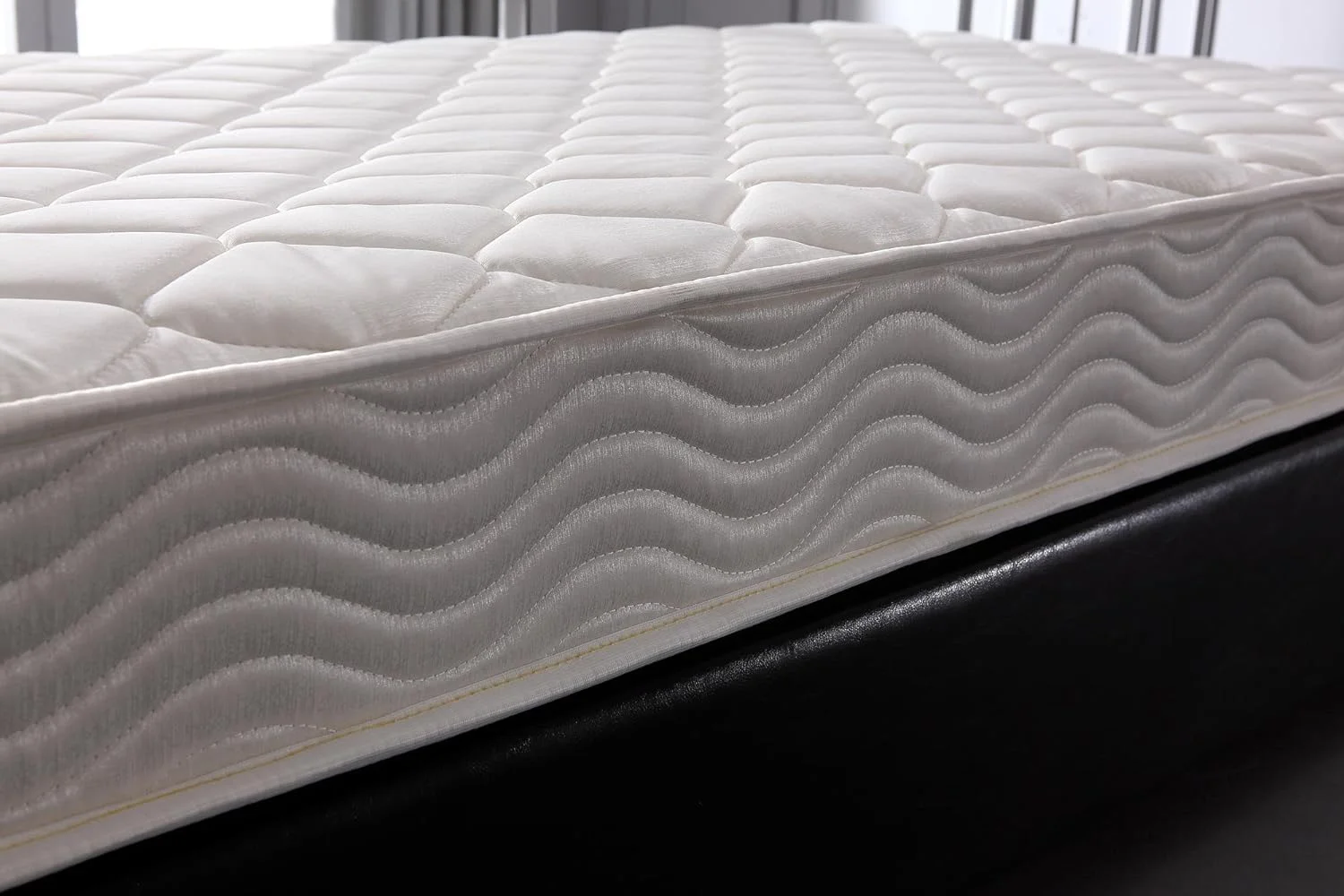 3260Twin Polyester Mattress, Twin, Firm, White