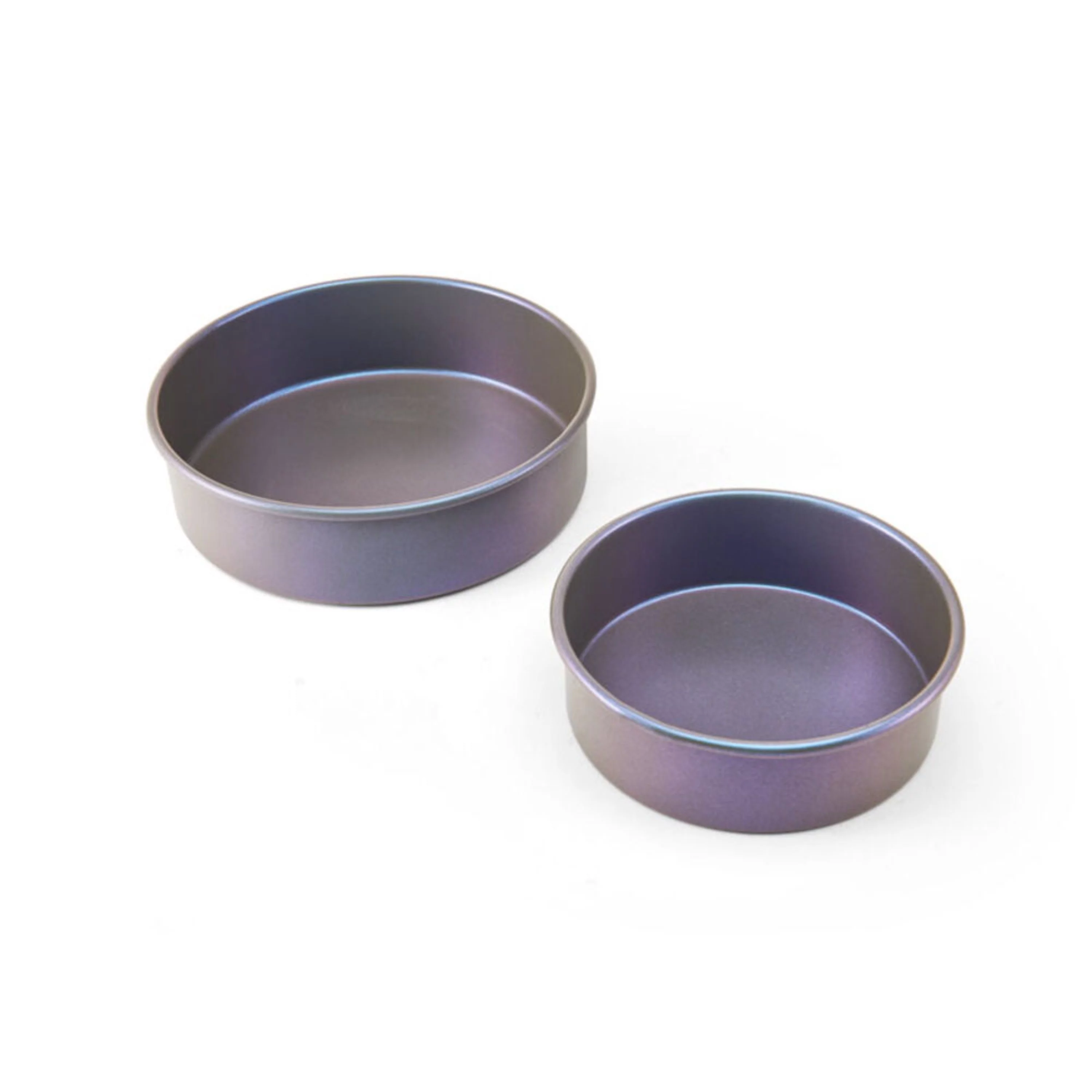 Chicago Metallic Aurora 2-piece Non-Stick Metal Round Cake Pan Set in Iridescent
