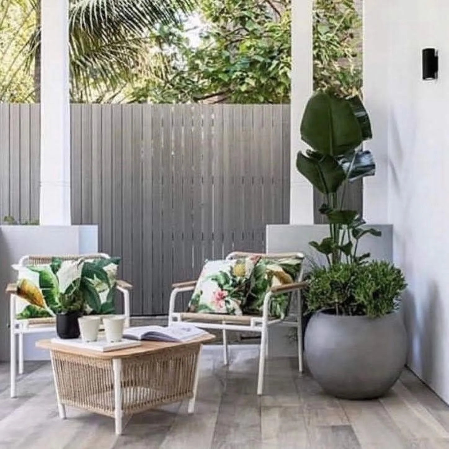 DTY Signature Mount Sherman 1-Piece Fiberstone Planter, Terracotta Pink, 17