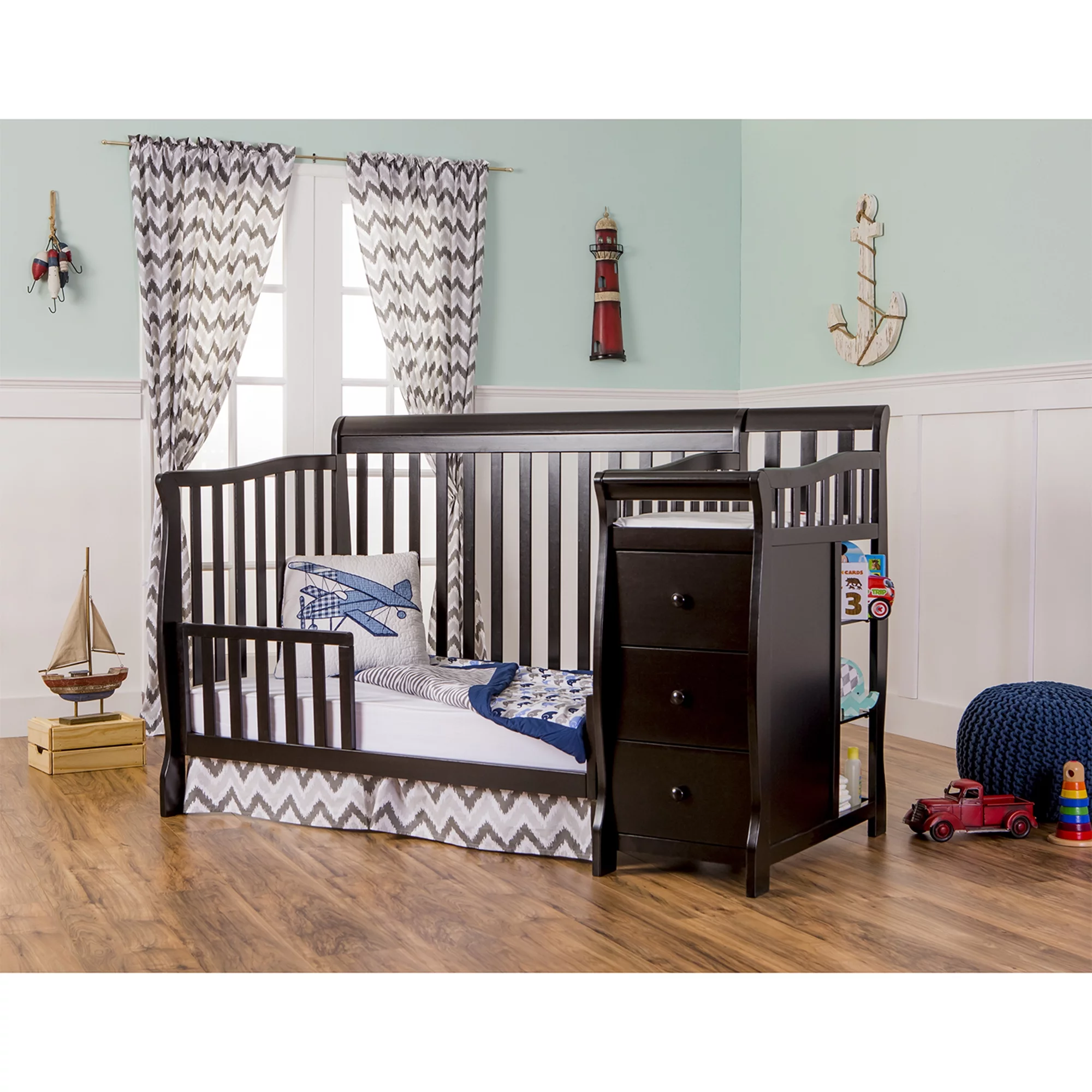 Dream On Me Brody 5-in-1 Convertible Crib with Changer, Black