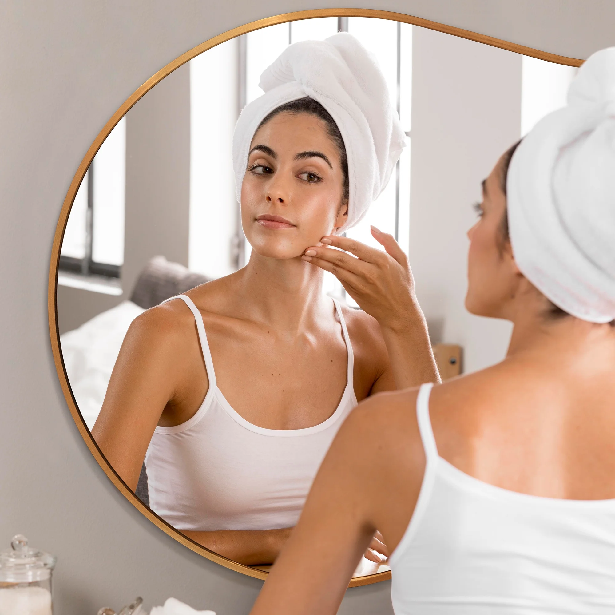 AUSTUFF Irregular Wall Mirror Cloud Shaped Bathroom Mirror 26