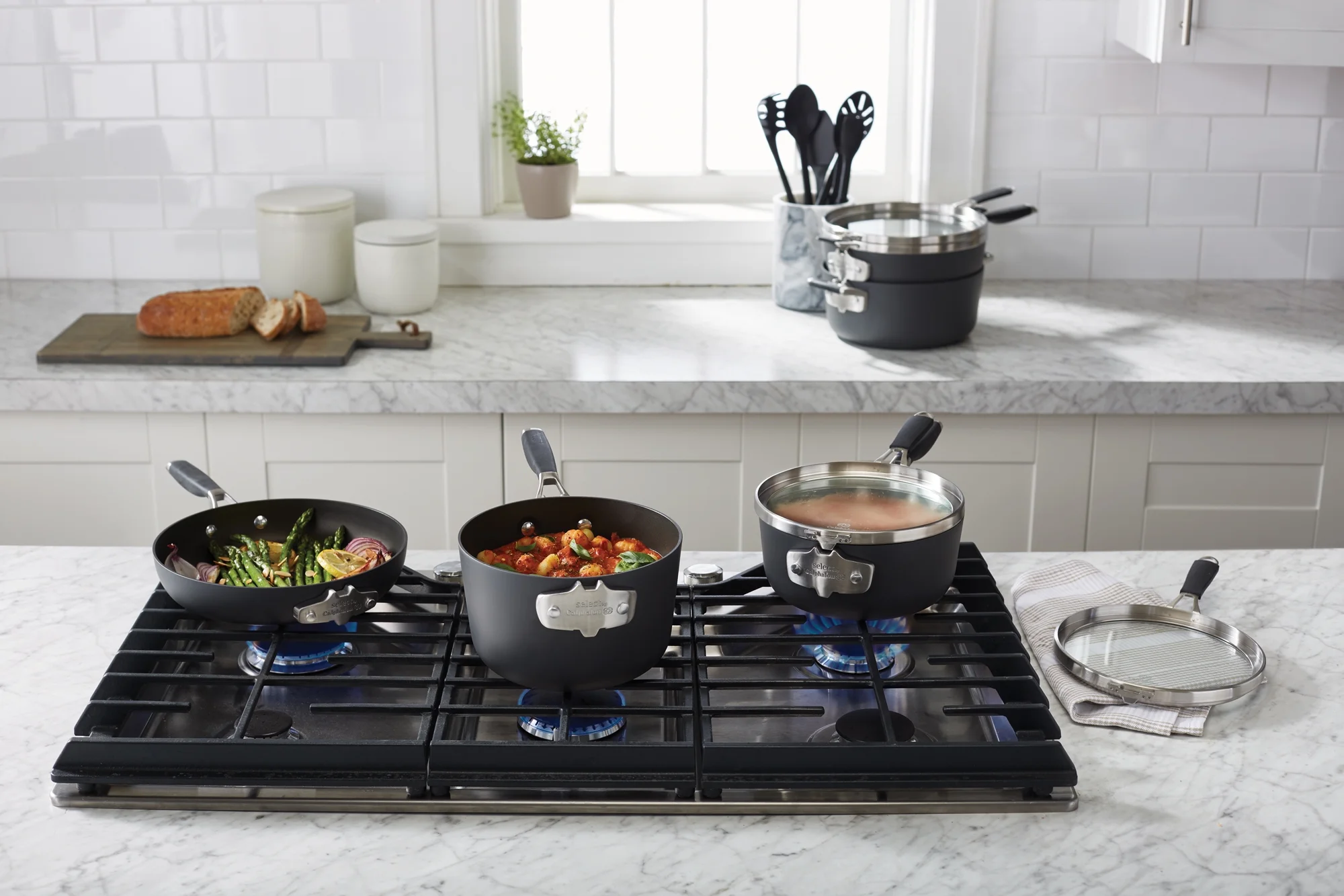 Select by Calphalon Space-Saving Hard Anodized Nonstick Pots and Pans, 14-Piece Cookware and Utensil Set