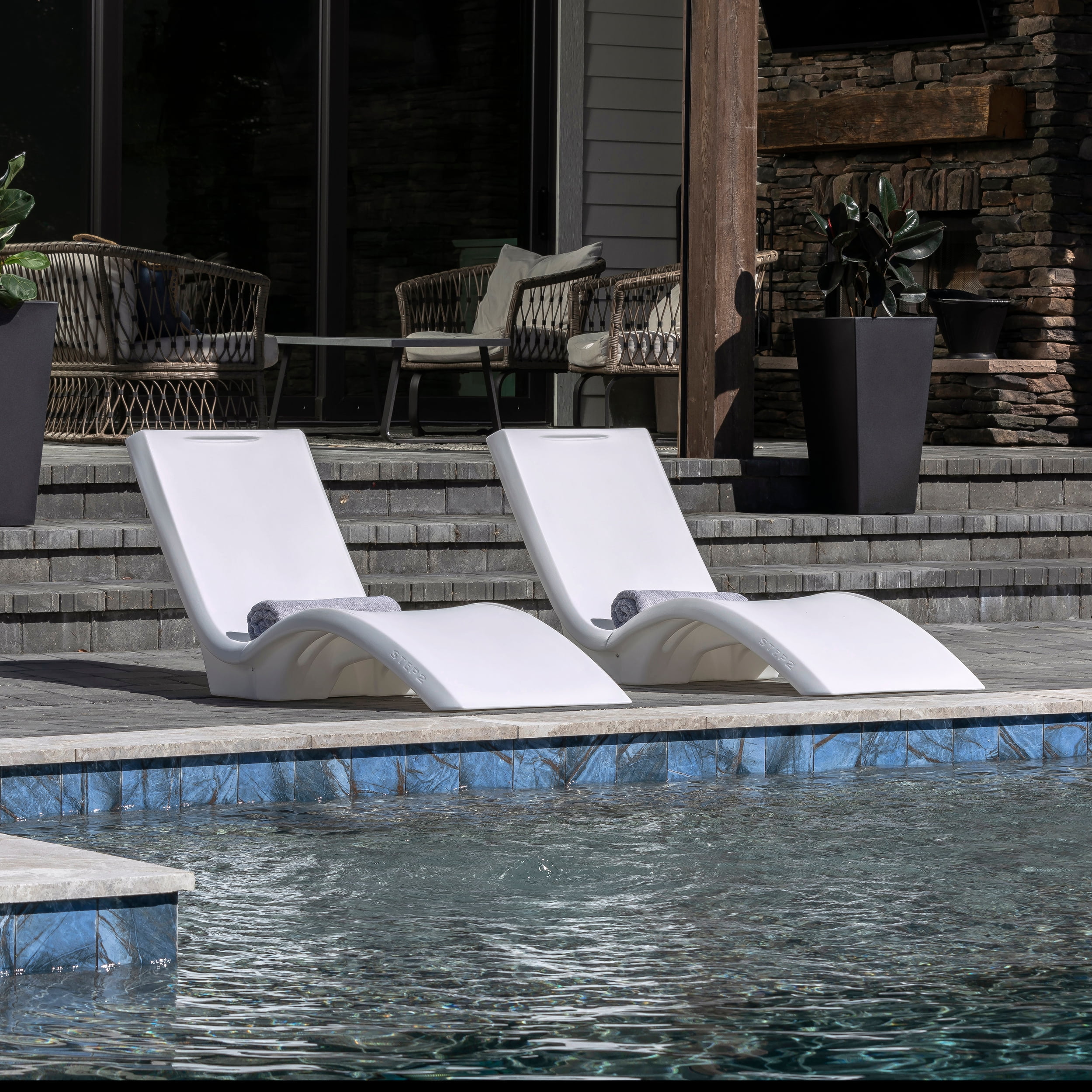 Step2 Vero Pool Lounger – White – Pool Lounge Chair – Sleek, Durable Outdoor Chaise Lounger – Use In Pool Tanning Ledge, Sun Shelf, Baja Shelf or Outside on the Pool Deck