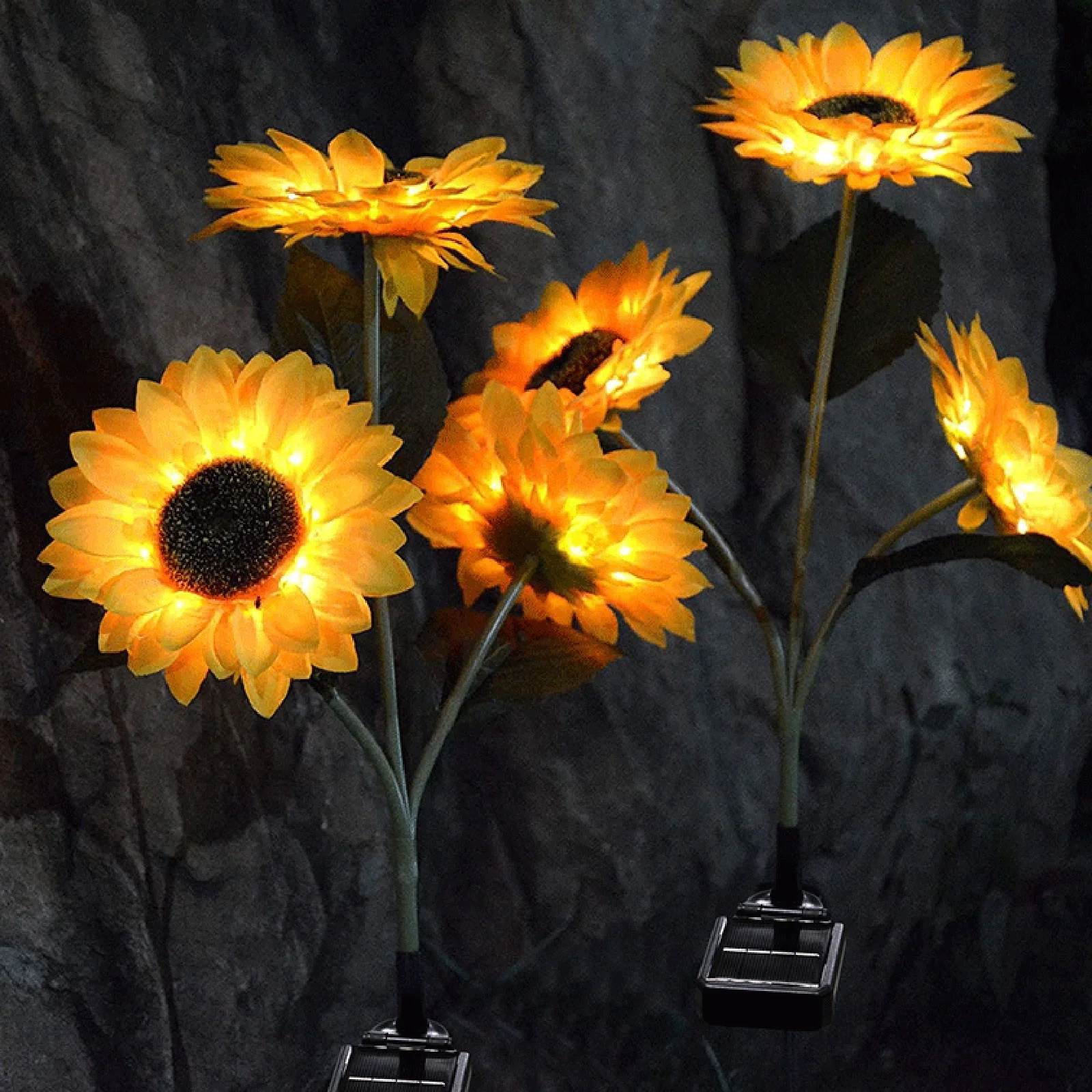 USYFAKGH Solar Lanterns Outdoor Waterproof, Solar Hanging Light with Handle, Warm White LED Retro Christmas Garden Lights, Metal Raindrop Shape Lamp for Outdoor Yard Tree Fence Patio