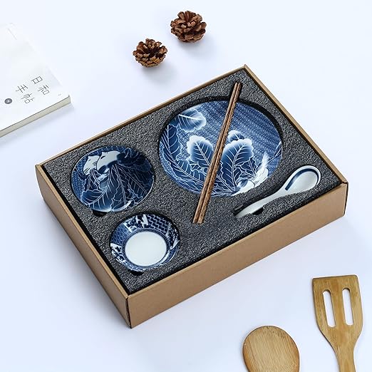 Gegong Blue and White Porcelain Dinnerware Set, Dishes, Bowl, Spoon, Chopsticks, Service for 1, Colorful Glazed Ceramic Set, Gift Box Packaging (Mixing)