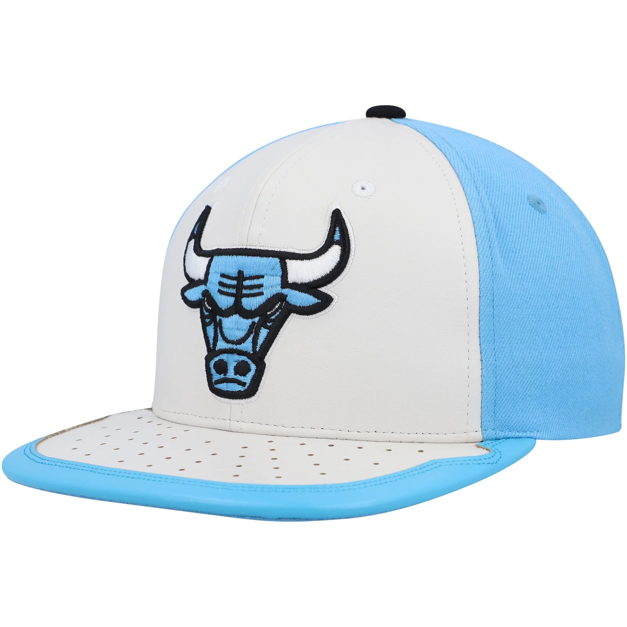 Men's Mitchell & Ness White/Light Blue Chicago Bulls Day One Snapback Hat - OSFA