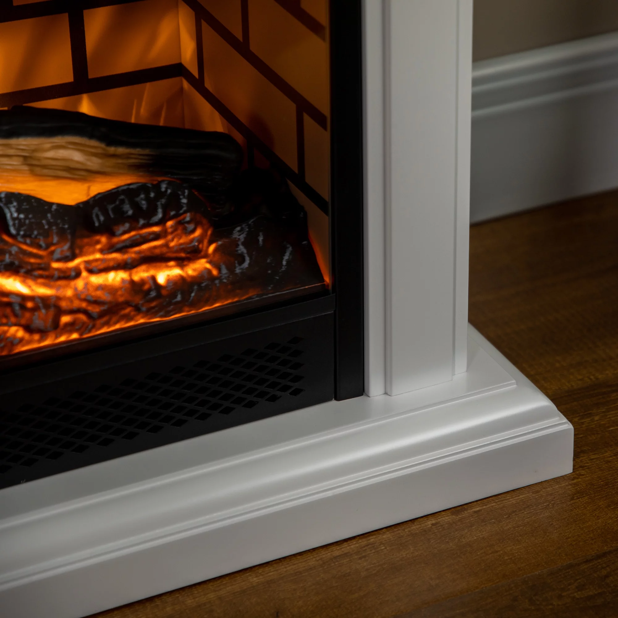 Homcom 31' Electric Fireplace with Log Hearth and Remote Control, 1400W, White