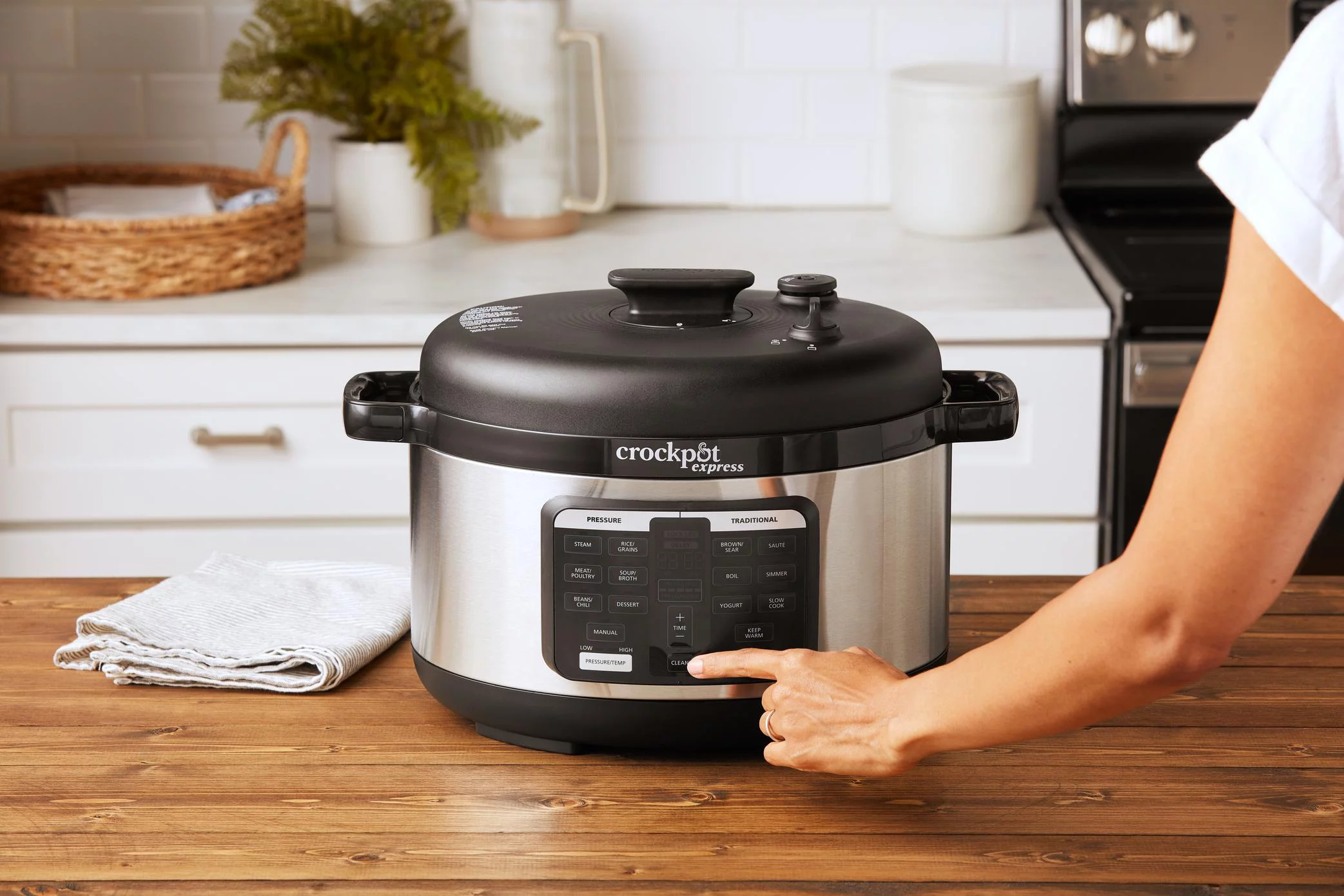 Crockpot Express 6-Qt Oval Max Pressure Cooker, Stainless Steel