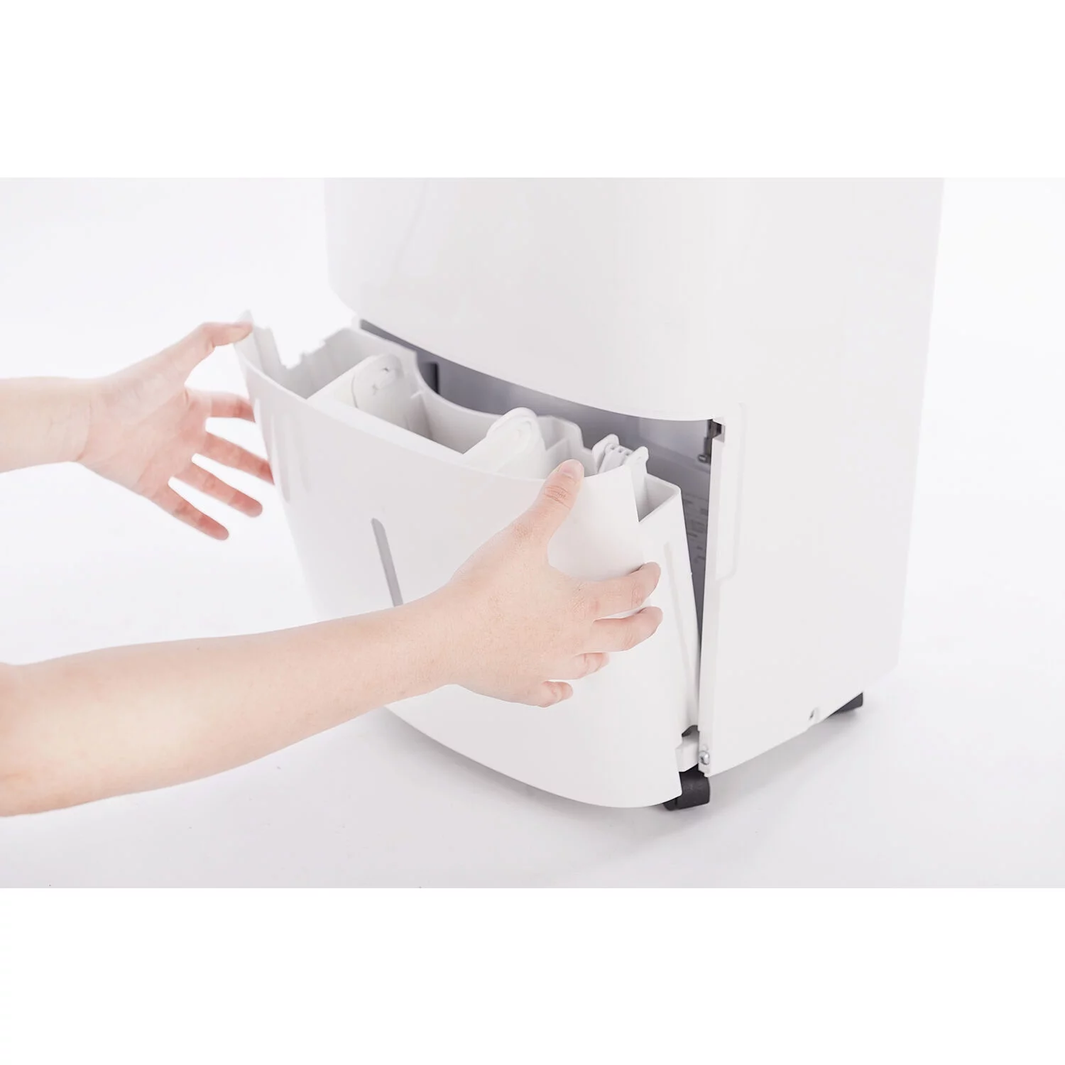 Honeywel 20 pt 1,500 sq ft Dehumidifier in White - Energy Efficient, Adjustable Humistat