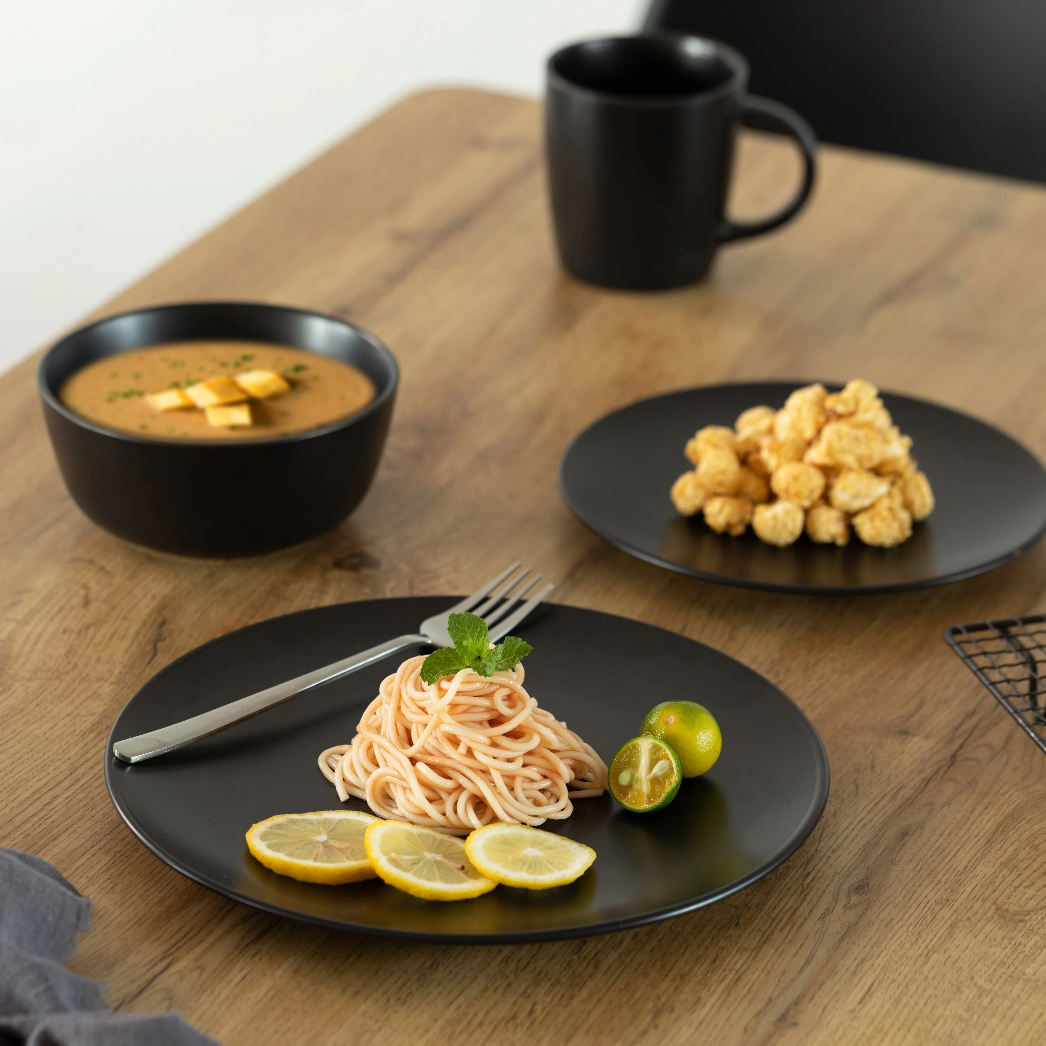 16 PC Dinnerware Dish Set for 4 Person Mugs, Salad and Dinner Plates and Bowls Sets, High Quality Dishes, Dishwasher