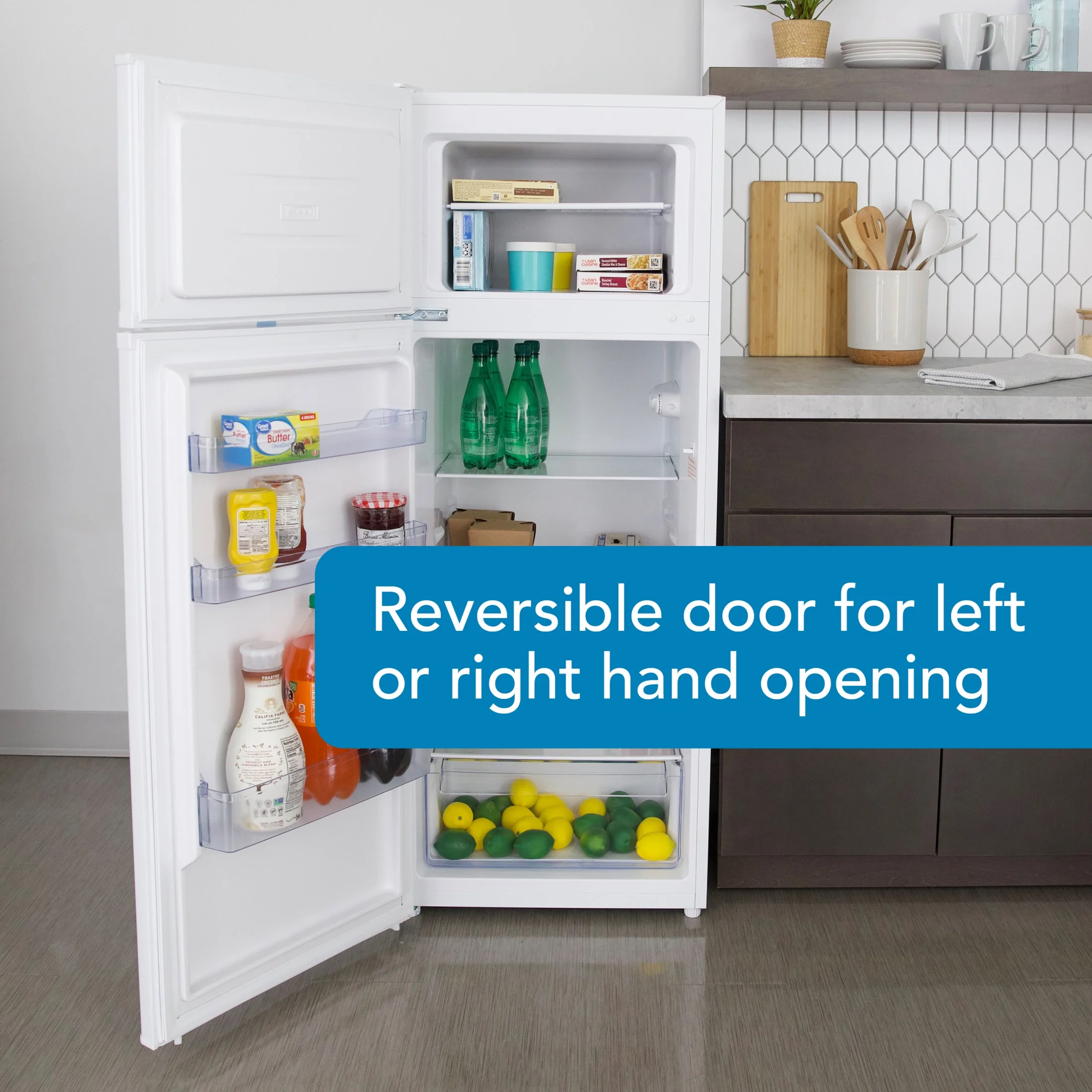 Avanti 22 in. 7.3 Cu. Ft. Top Freezer Refrigerator - White
