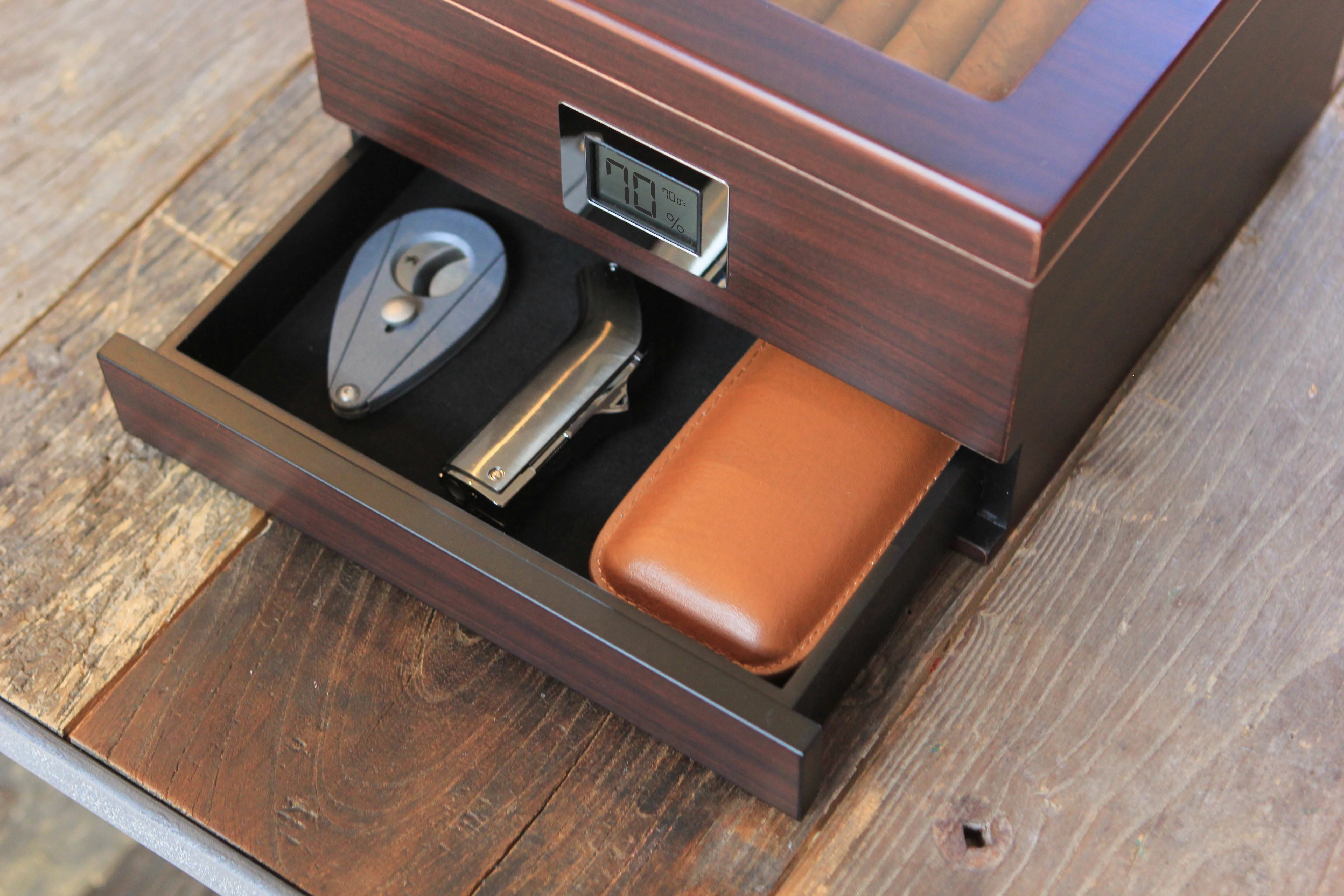 Glass Top Handcrafted Cedar Humidor with Digital Hygrometer - Holds 25-50 Cigars by Case Elegance