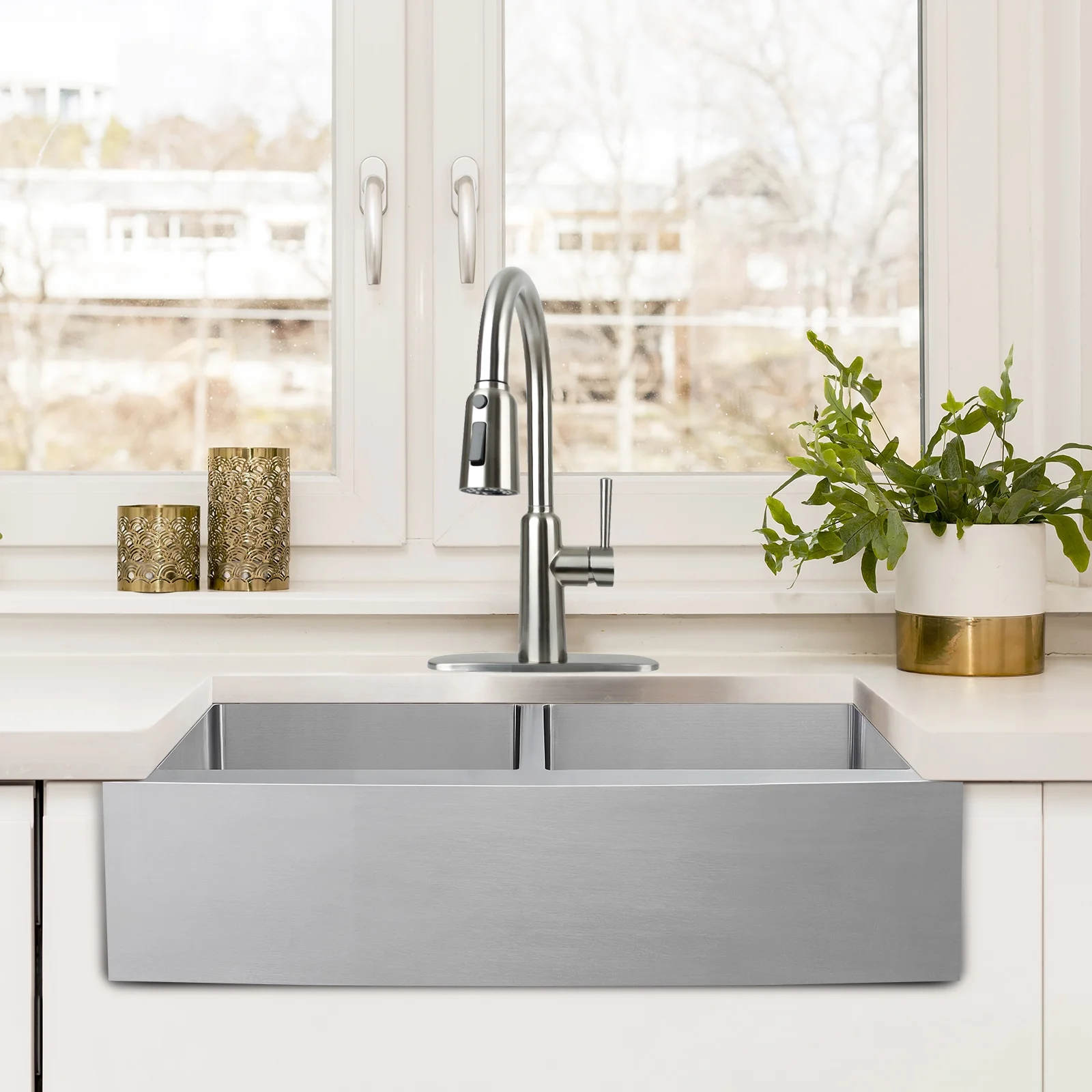 33' Farmhouse 50/50 Double Bowl Kitchen Apron Sink and Pull-down Faucet Combo with Drain Assembly with Strainer, Protective Bottom Grid, All in One