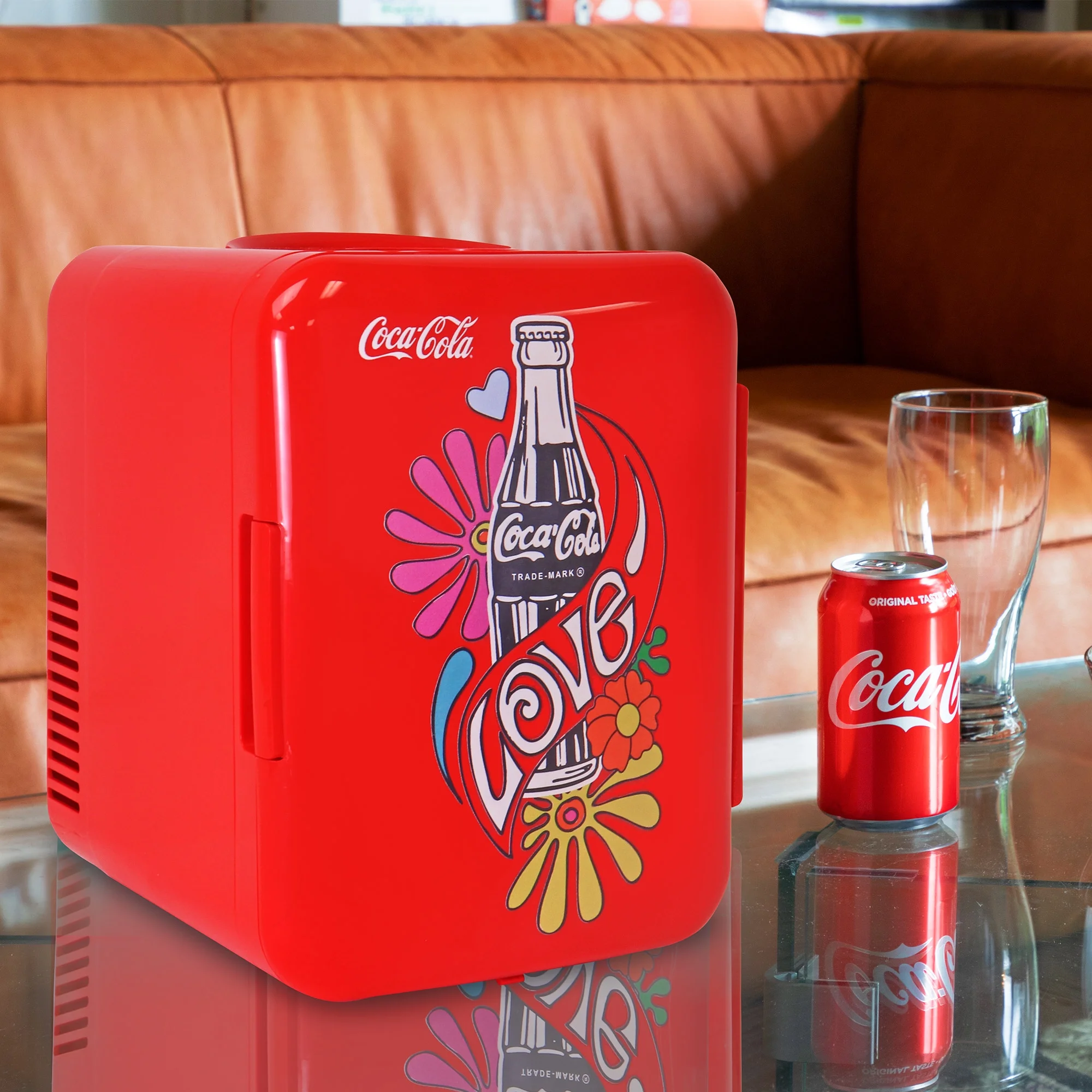Coca-Cola Love 1971 Series 4L Personal Mini Cooler, 6 Can Beverage Portable Cooler/ Fridge for Travel, Red