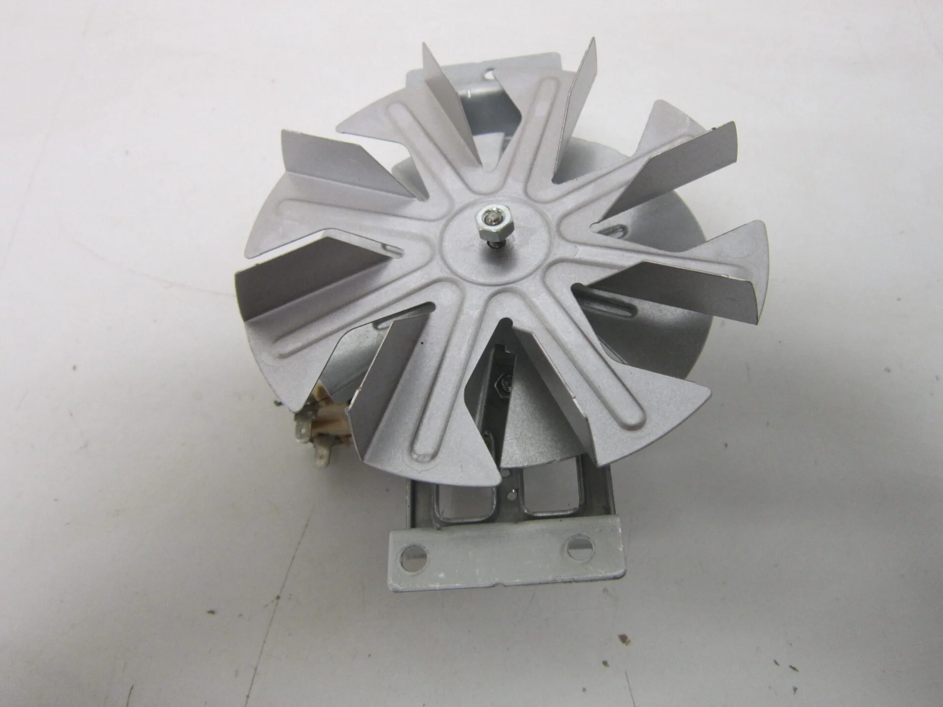 GE PT7800SH8SS Microwave Fan Motor AC W/ Blade WB26X10211