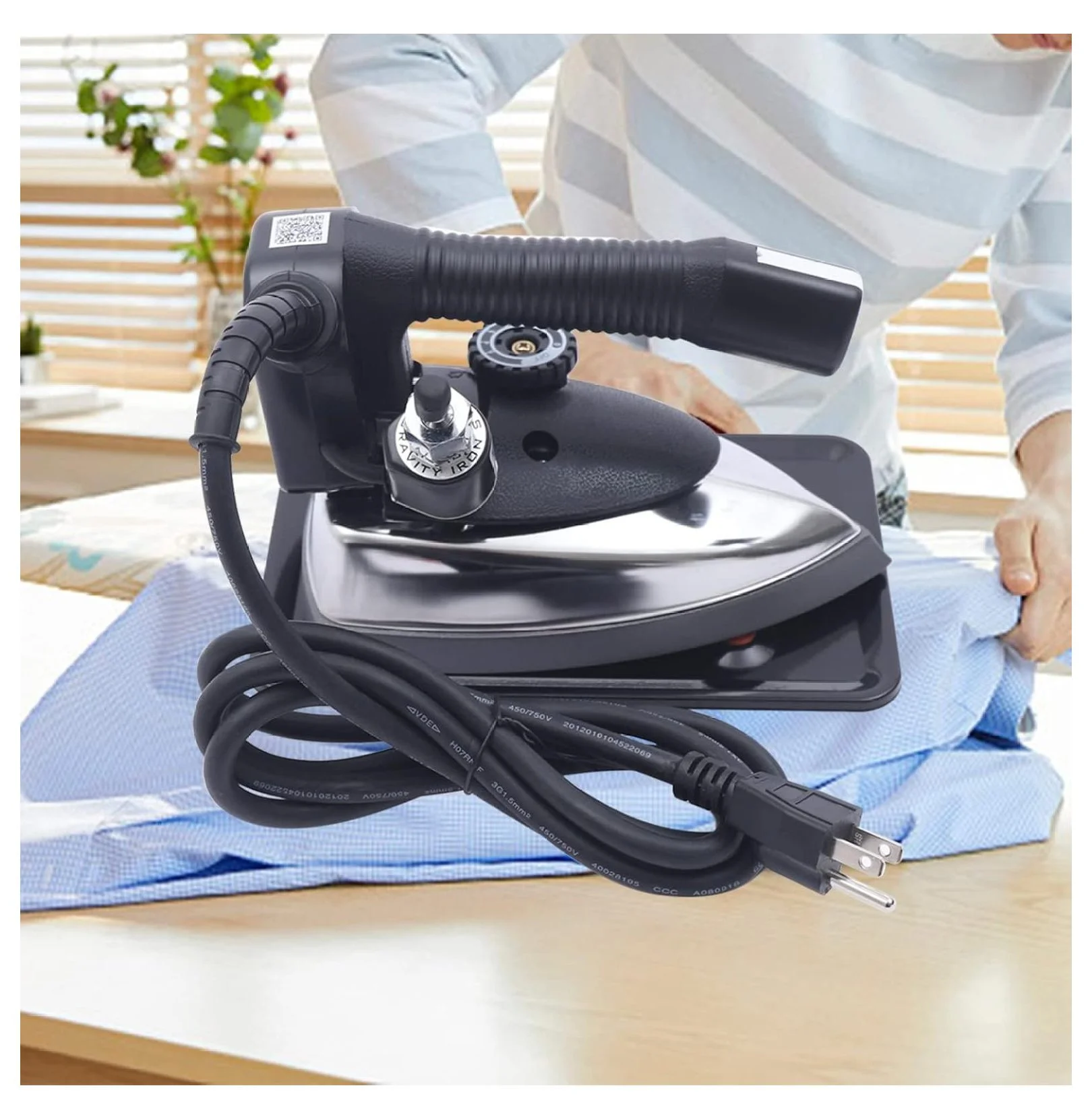 Industrial Steam Iron Gravity Feed Bottle Steam Iron Temperature Adjustable with 3L Large-capacity Water Bottle