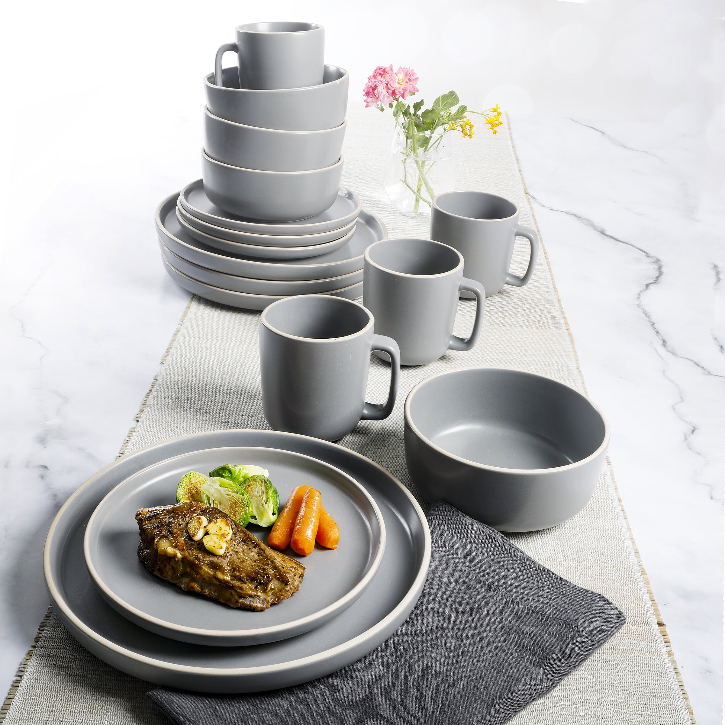 Gibson Home Zuma 16 Piece Round Kitchen Dinnerware Set, Dishes, Plates, Bowls, Mugs, Service for 4, Matte Stoneware, Grey