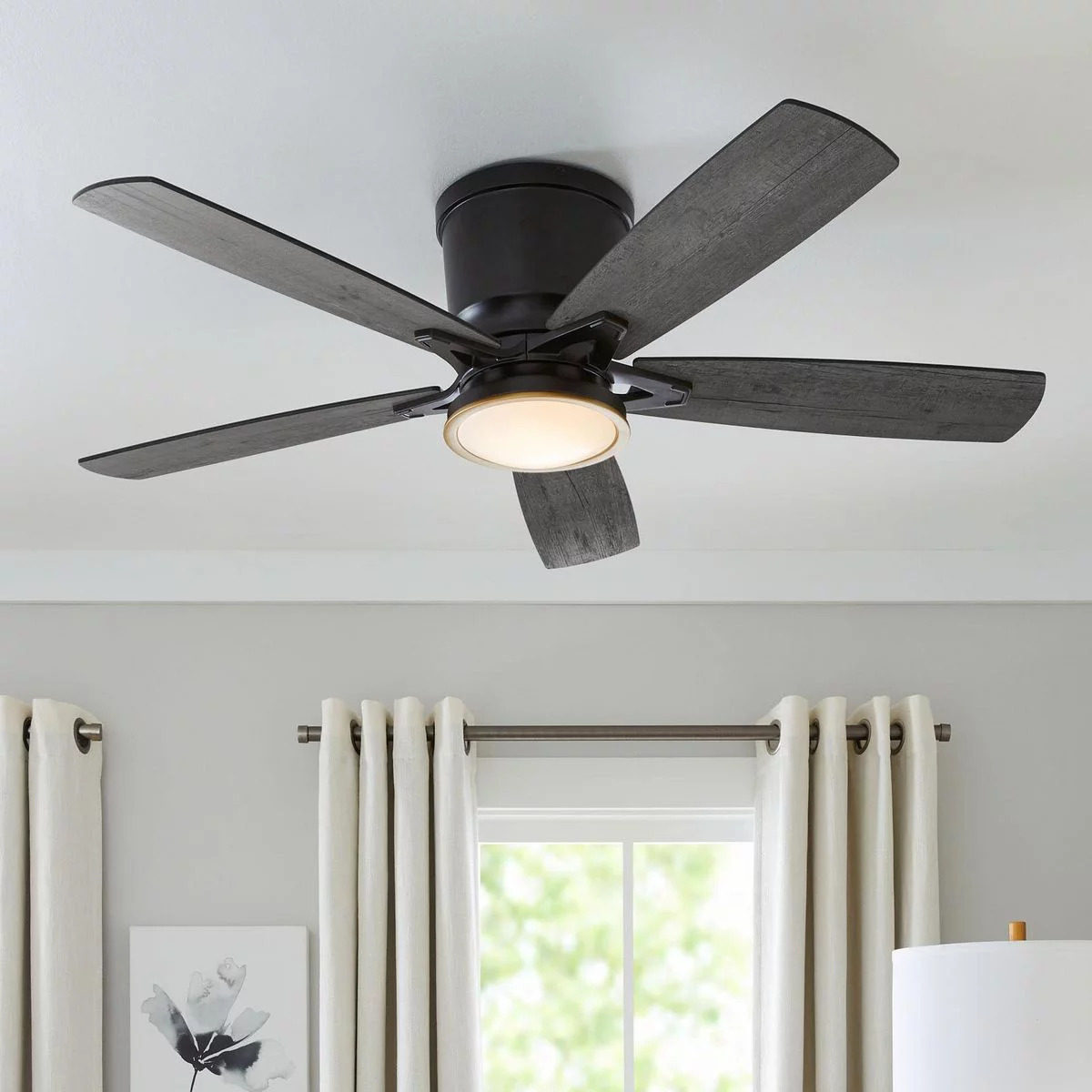 Better Homes & Gardens 52' Black Transitional Hugger Ceiling Fan LED Light Kit, 5 Reversible Blades