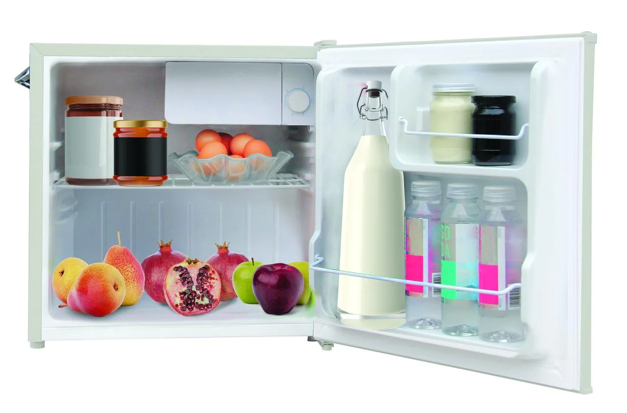 Hamilton Beach 1.6 Cu. Ft. Retro Refrigerator With Built-In Side Bottle Opener, 2 Liter Door Basket, Cream, HBF1600