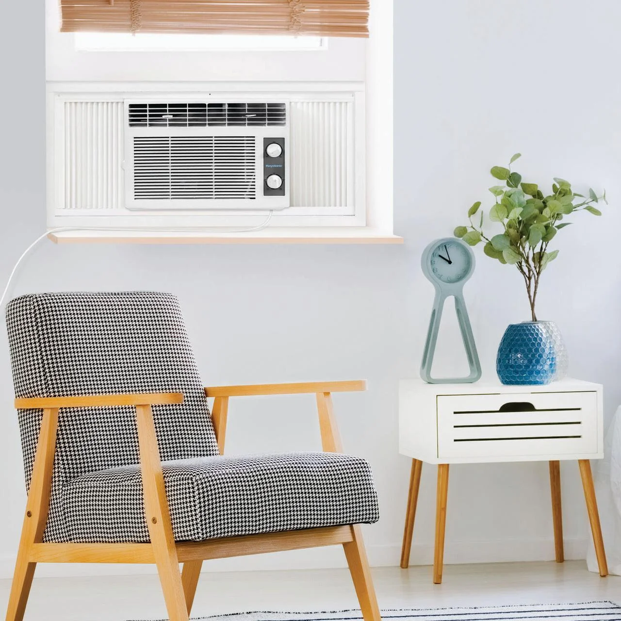 Keystone 5,050 BTU up to 150 sq ft Window Mounted Air Conditioner, KYST051AD