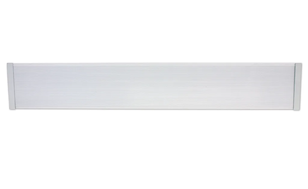 King Electric 83' / 935W / 240V Electric Cove Heater, White