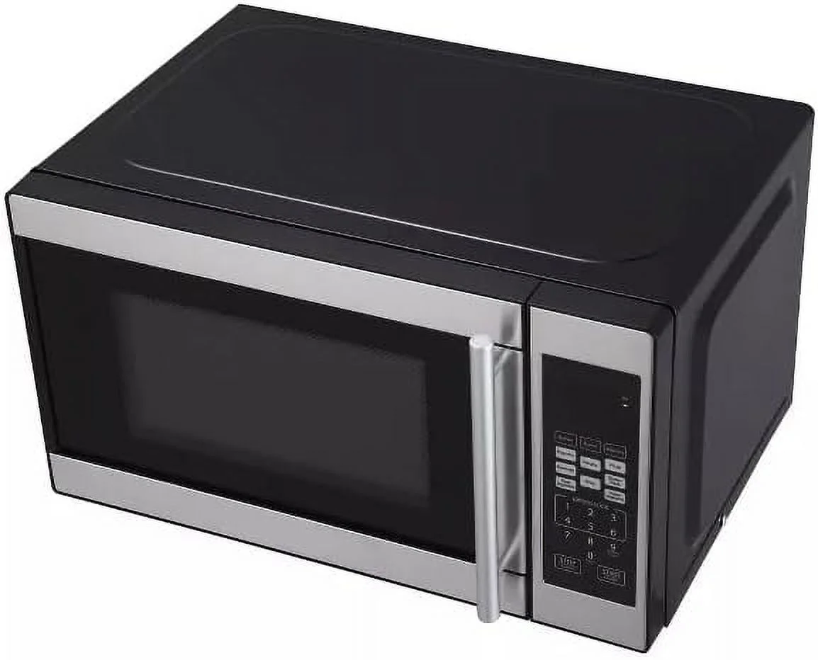 FM 0.7 cu ft 700W Microwave Oven - Black