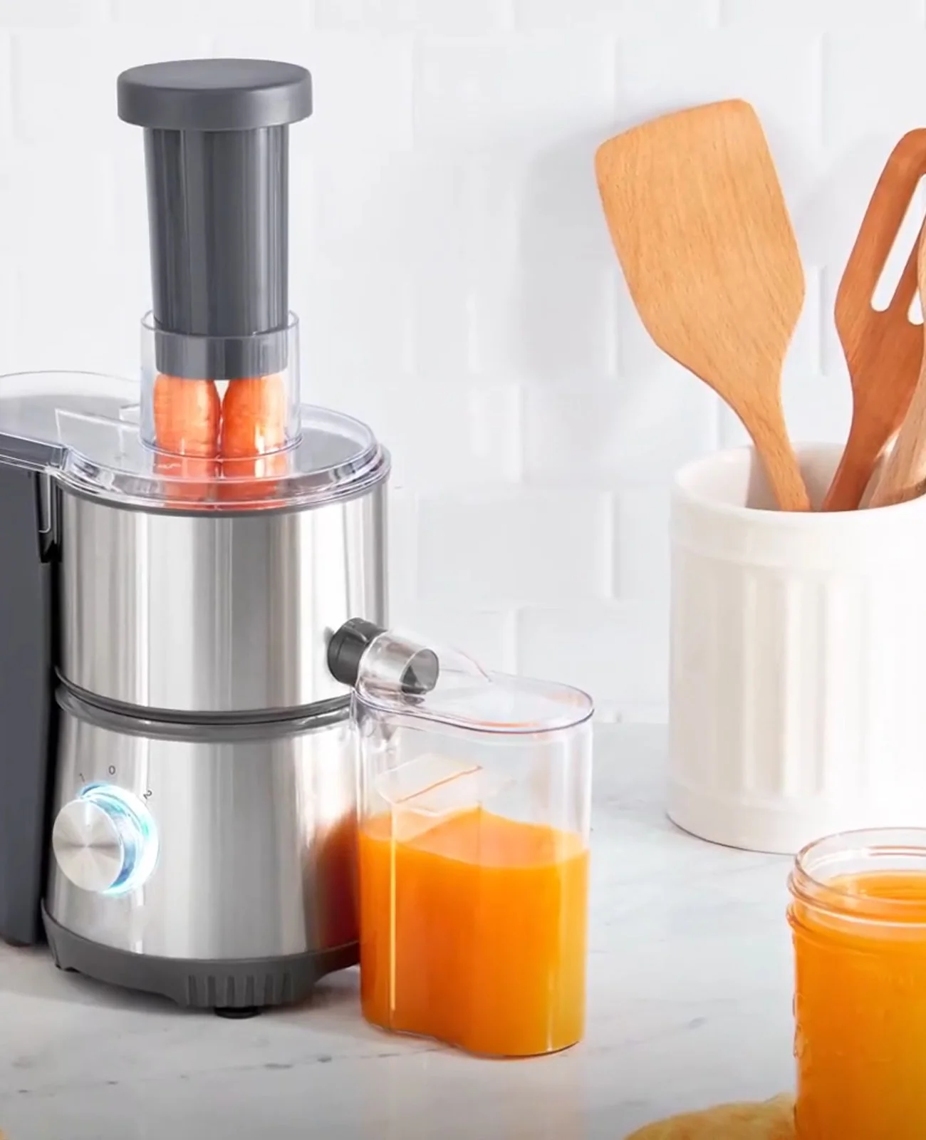 Compact Centrifugal Juicer Extractor - for Fruits and Vegetables with 2 Speed Modes Anti-drip (Grey)
