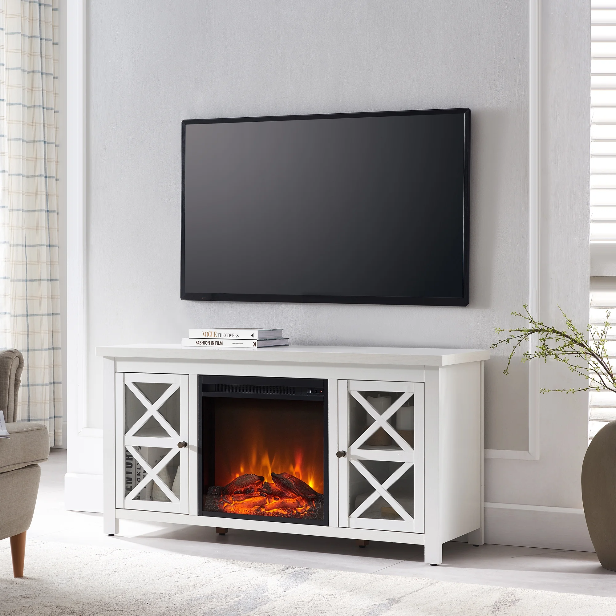 Evelyn&Zoe Colton Rectangular TV Stand with Log Fireplace for TV's up to 55