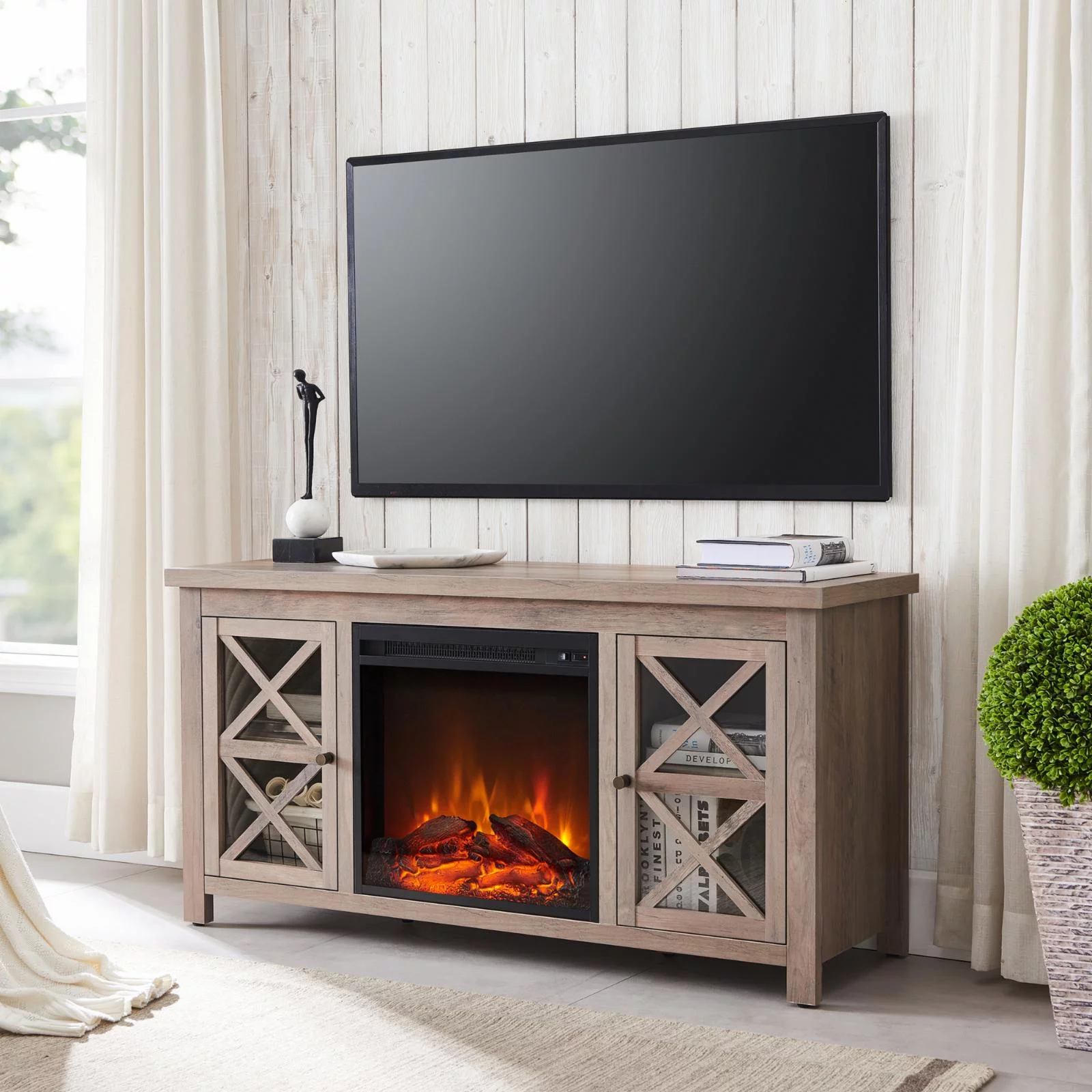Evelyn&Zoe Colton Rectangular TV Stand with Log Fireplace for TV's up to 55