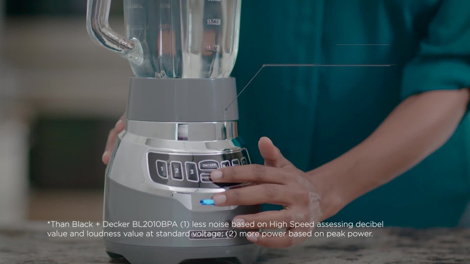 BLACK+DECKER PowerCrush Digital Blender with Quiet Technology, Stainless Steel, BL1300DG-P