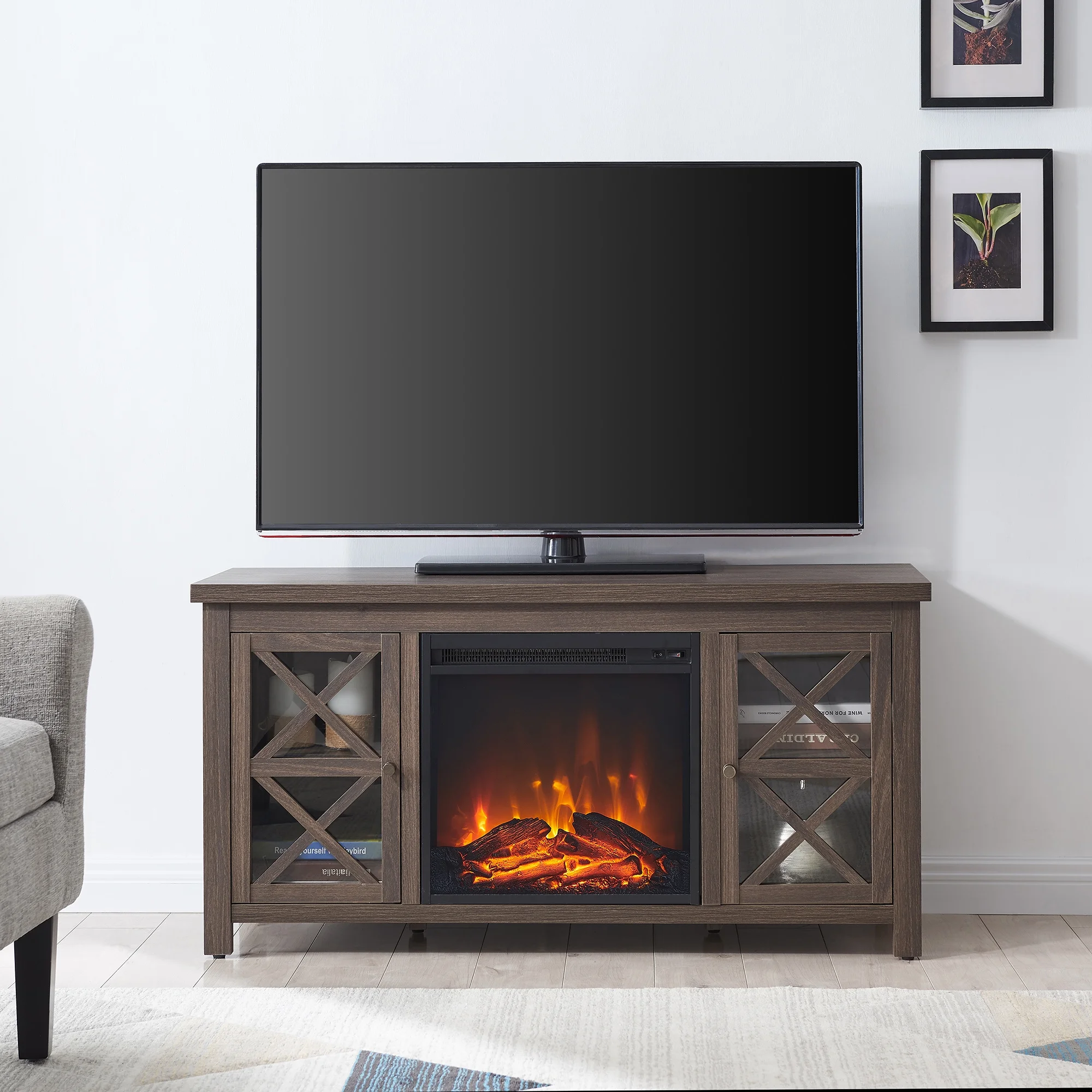 Evelyn&Zoe Colton Rectangular TV Stand with Log Fireplace for TV's up to 55